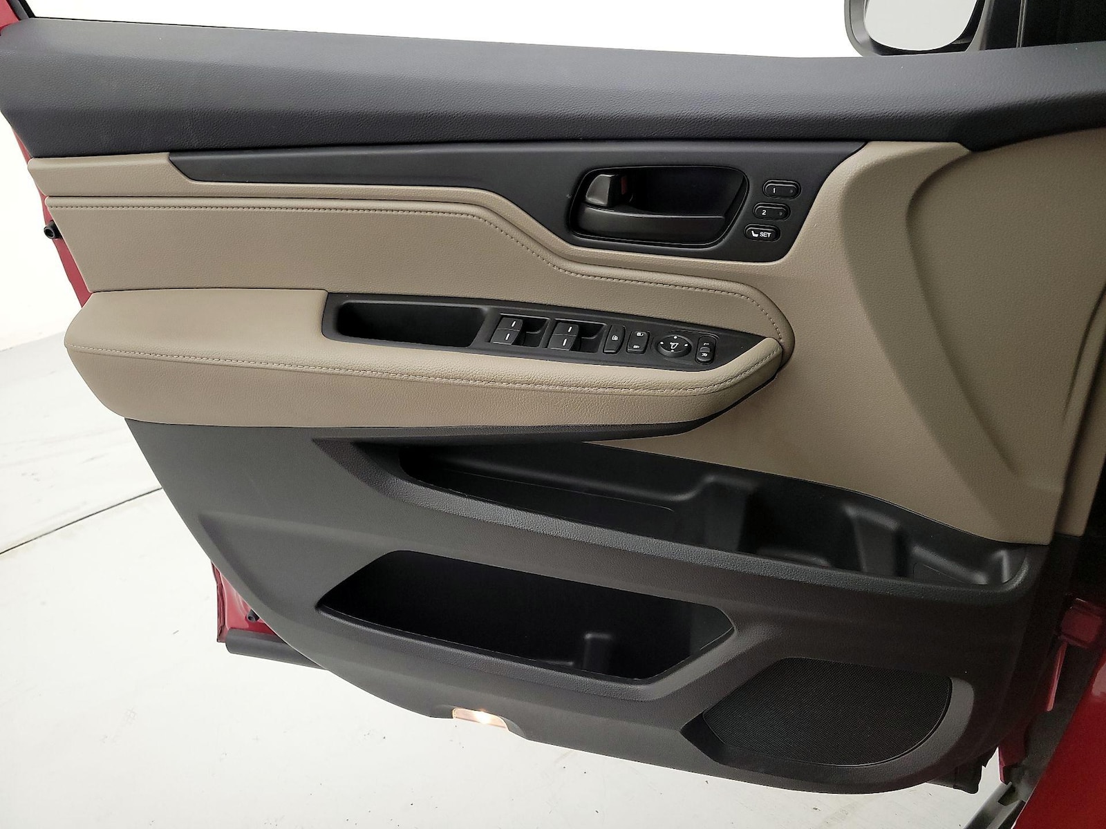 2024 Honda Odyssey EX-L - Photo 13