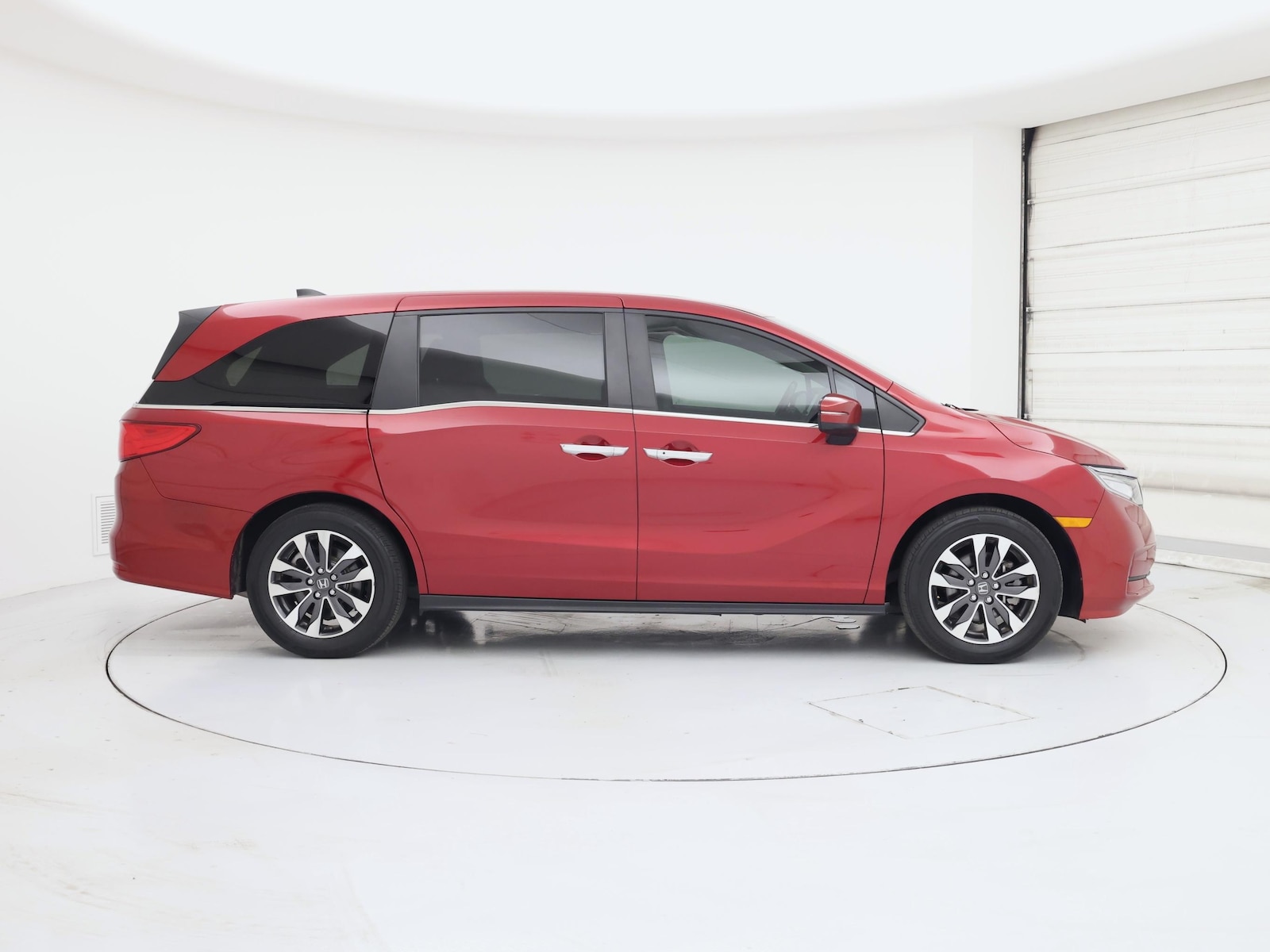 2024 Honda Odyssey EX-L - Photo 8