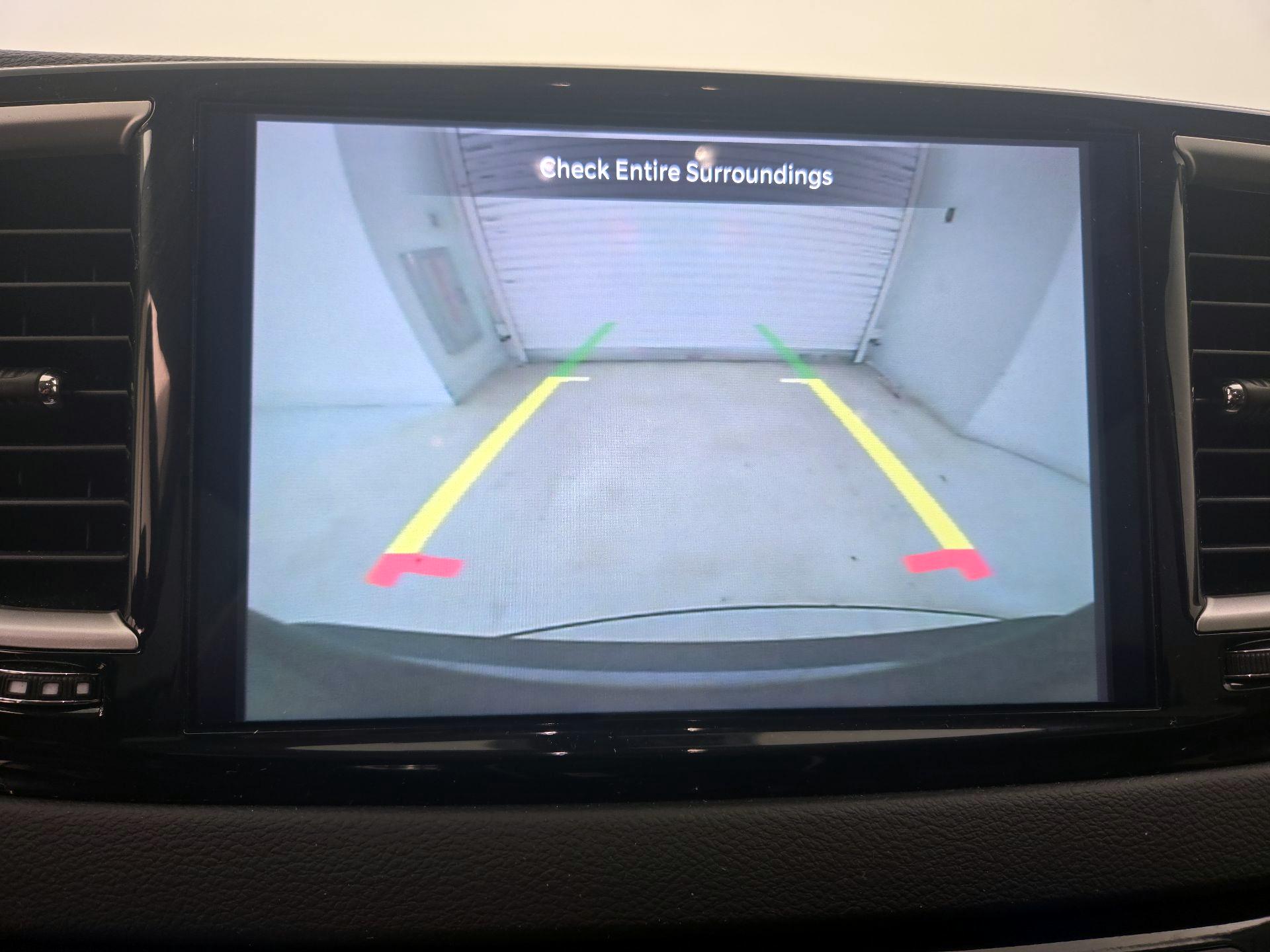 Thumbnail: 2023 Chrysler Pacifica - 14