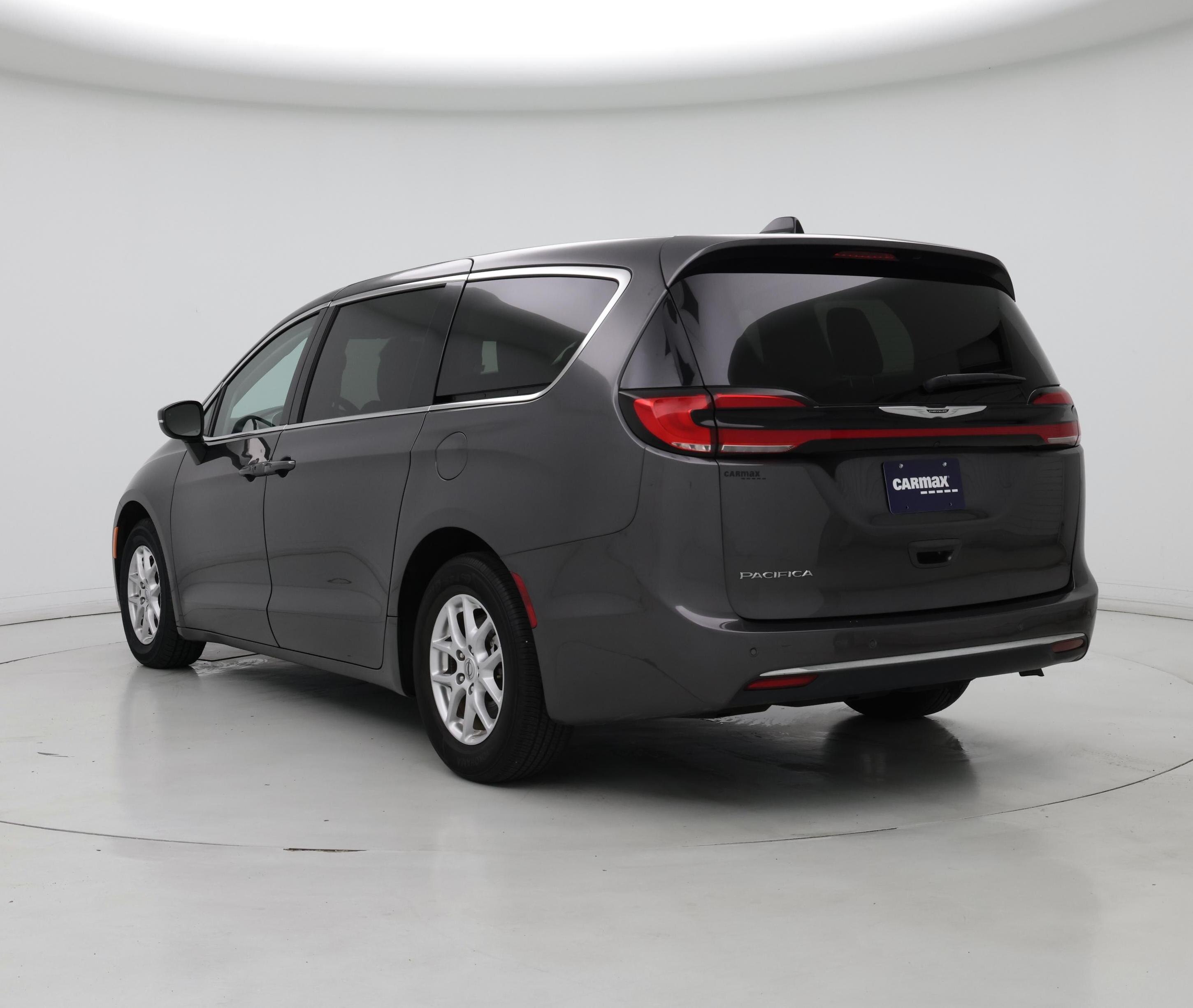 Thumbnail: 2023 Chrysler Pacifica - 2