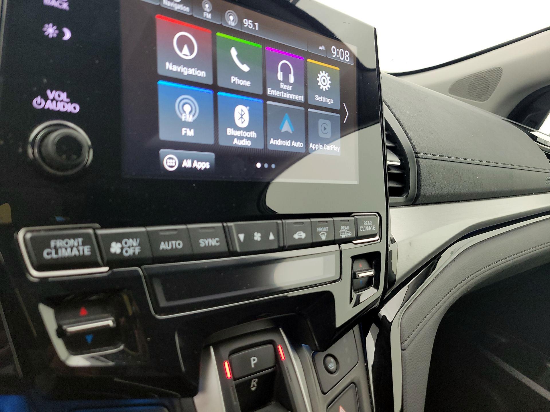 Thumbnail: 2023 Honda Odyssey - 17