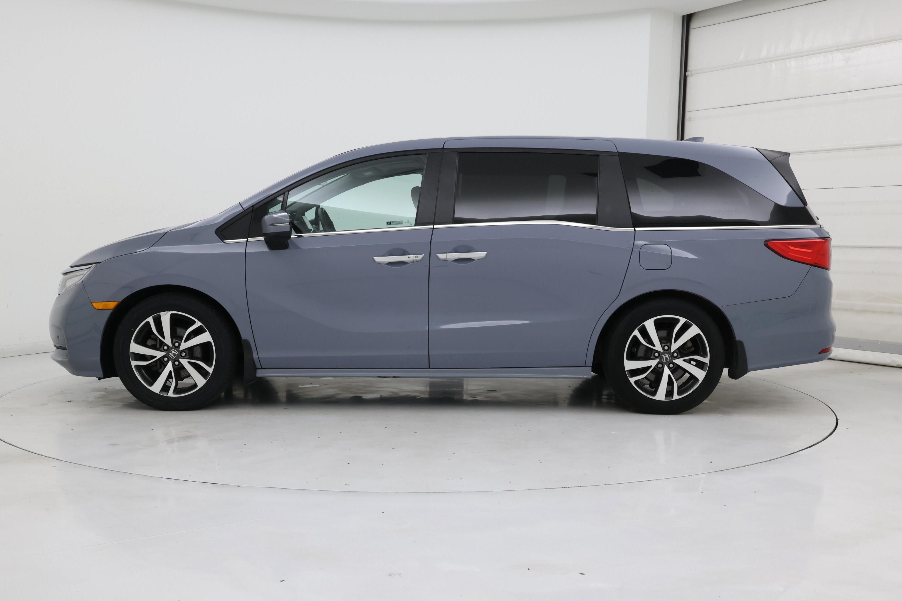 Thumbnail: 2023 Honda Odyssey - 3