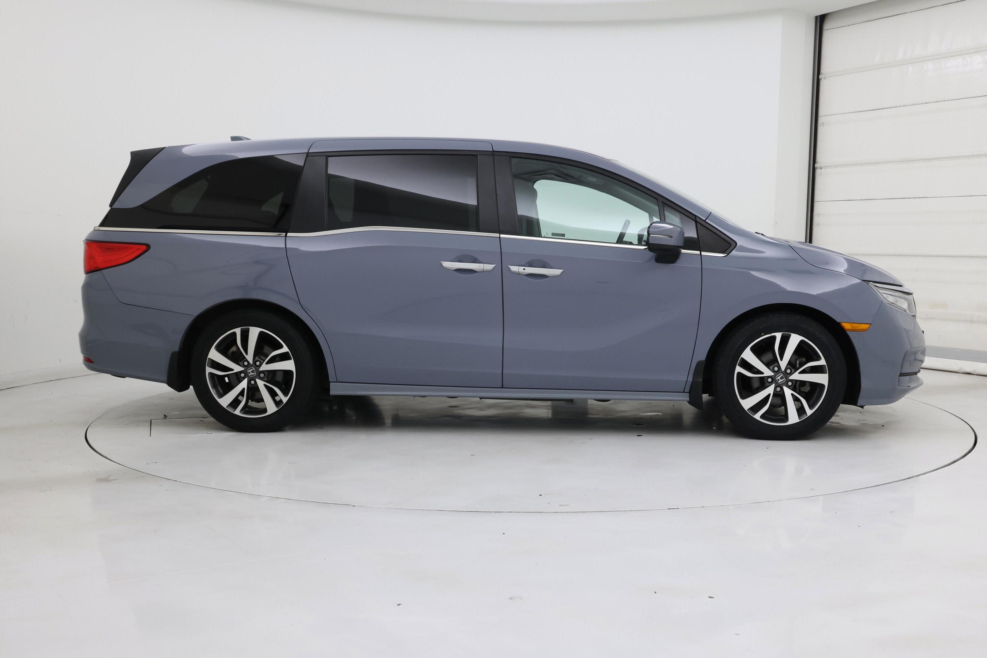 Thumbnail: 2023 Honda Odyssey - 7