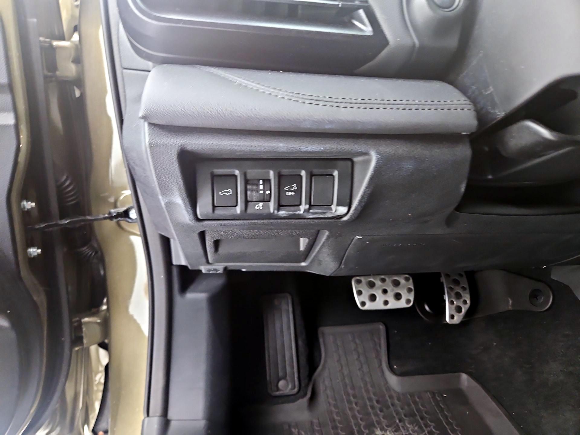 Thumbnail: 2022 Subaru Outback - 13