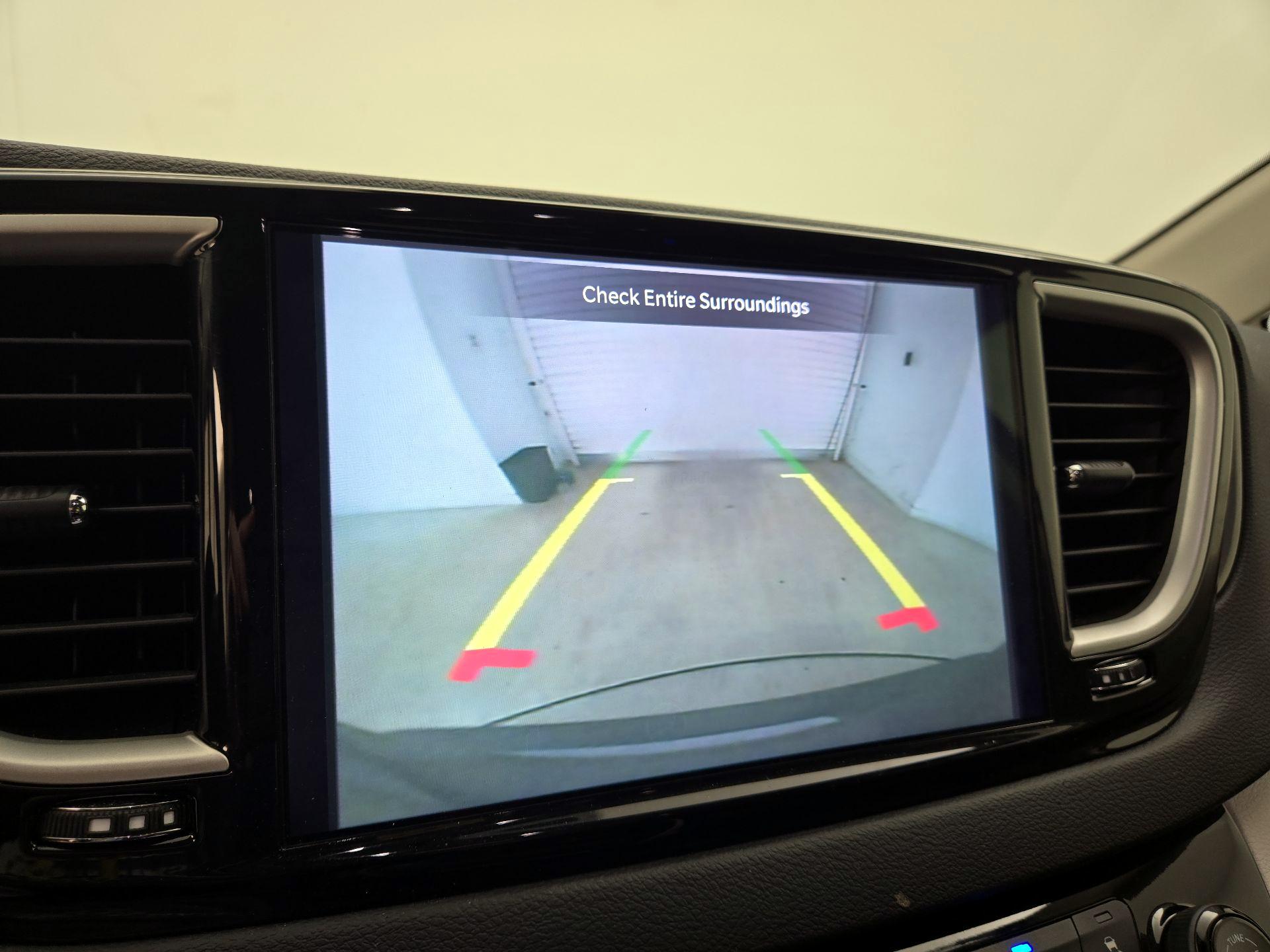 Thumbnail: 2023 Chrysler Pacifica - 14