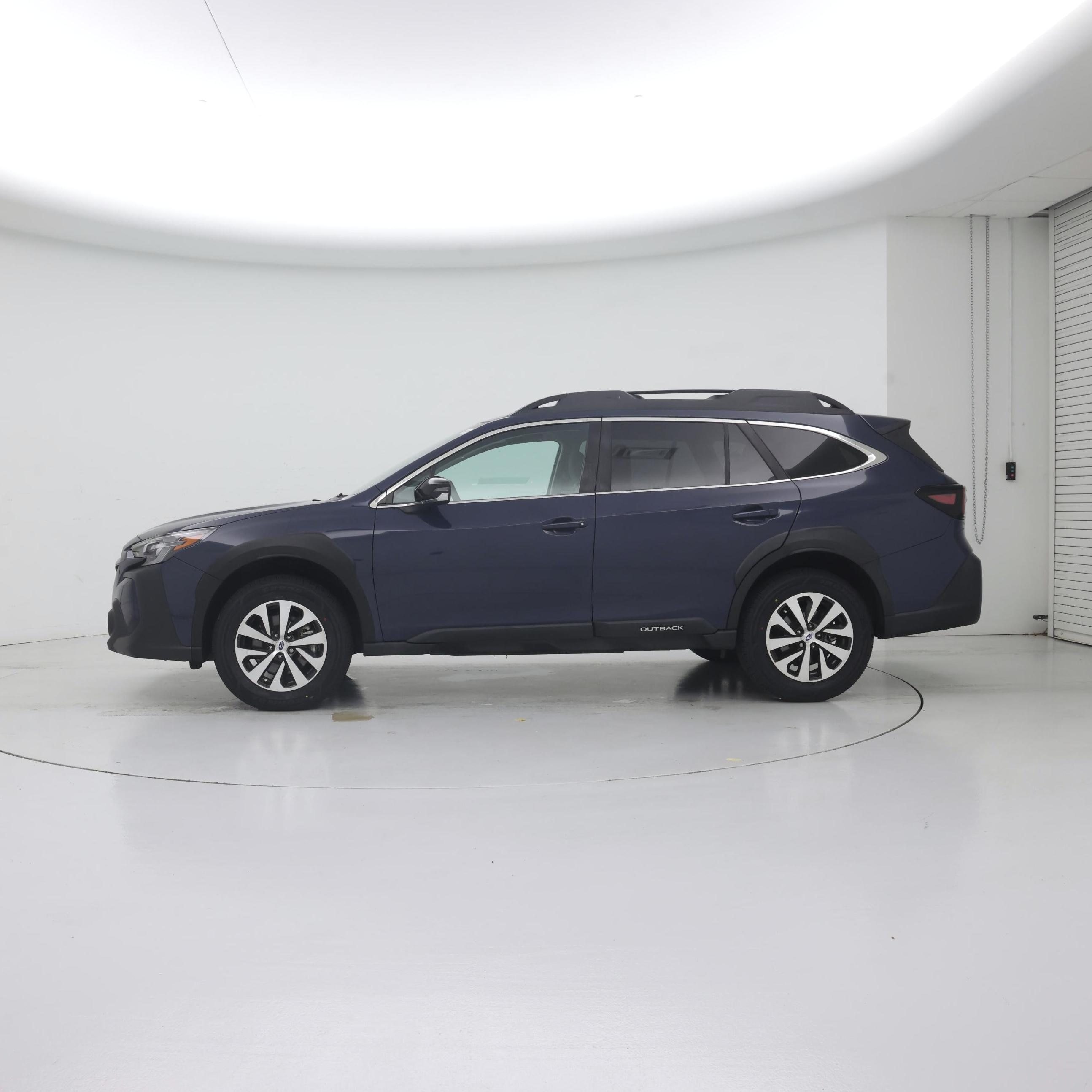 Thumbnail: 2023 Subaru Outback - 3