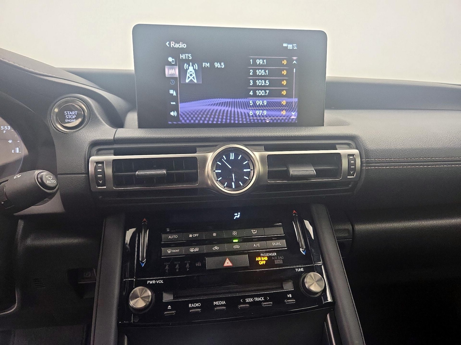 2021 Lexus IS 350 F SPORT - Photo 16