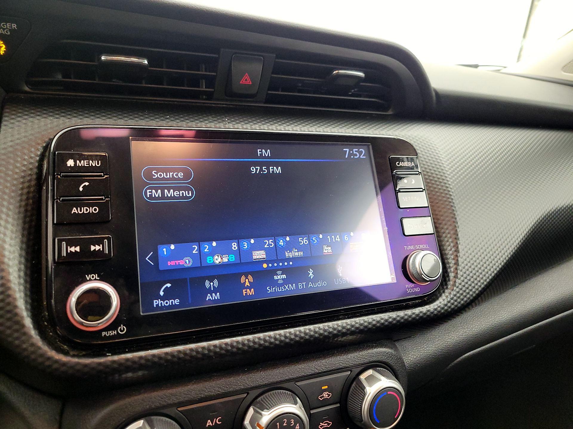 Thumbnail: 2023 Nissan Kicks - 13