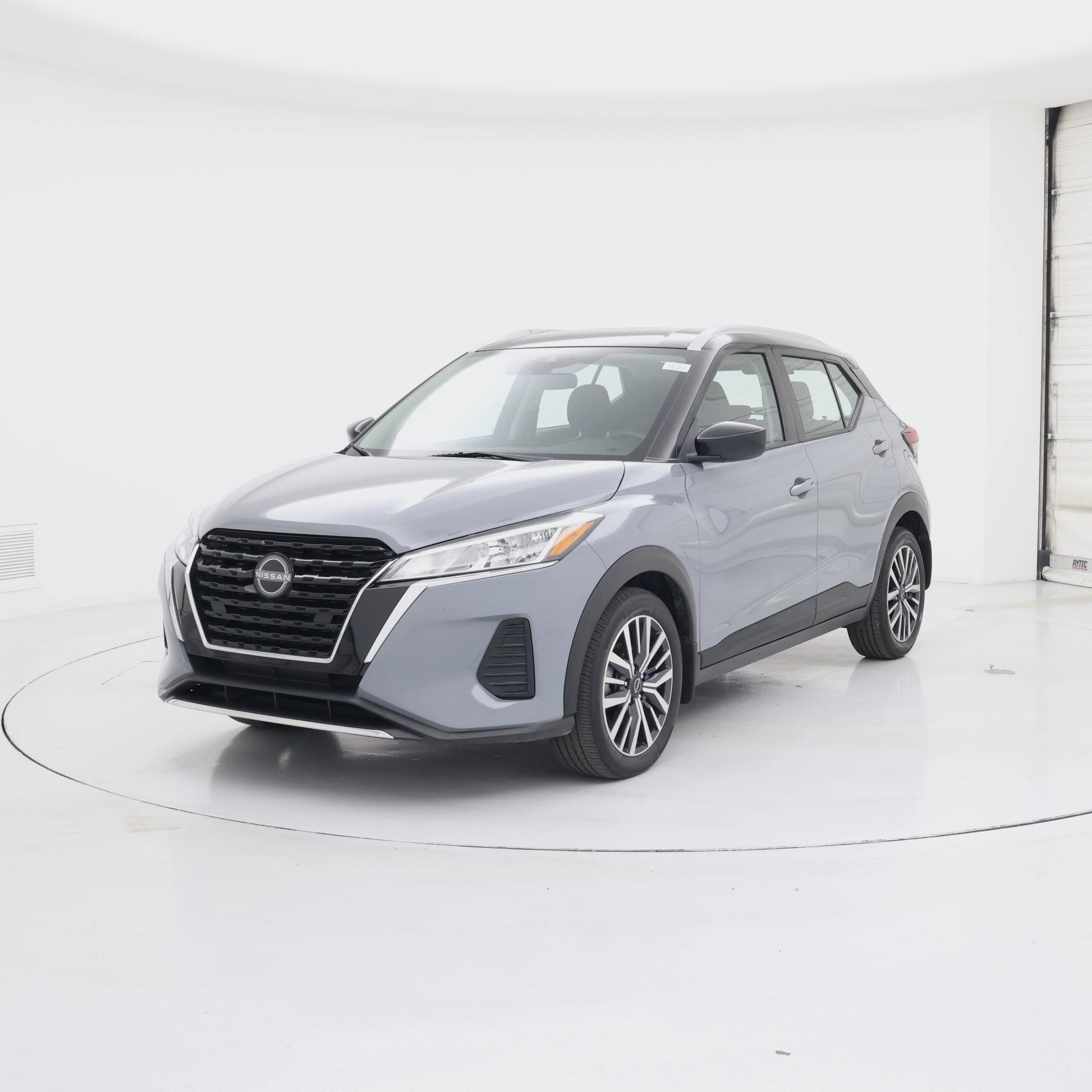 Thumbnail: 2023 Nissan Kicks - 4