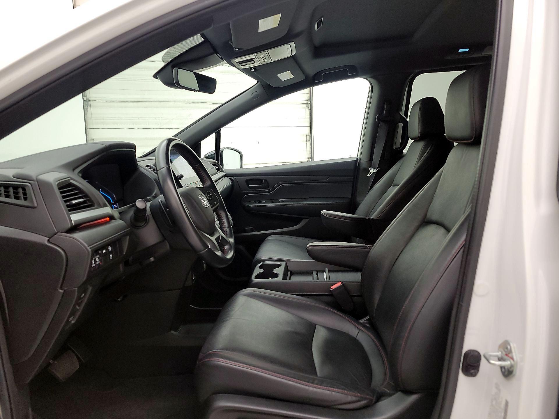 Thumbnail: 2023 Honda Odyssey - 11