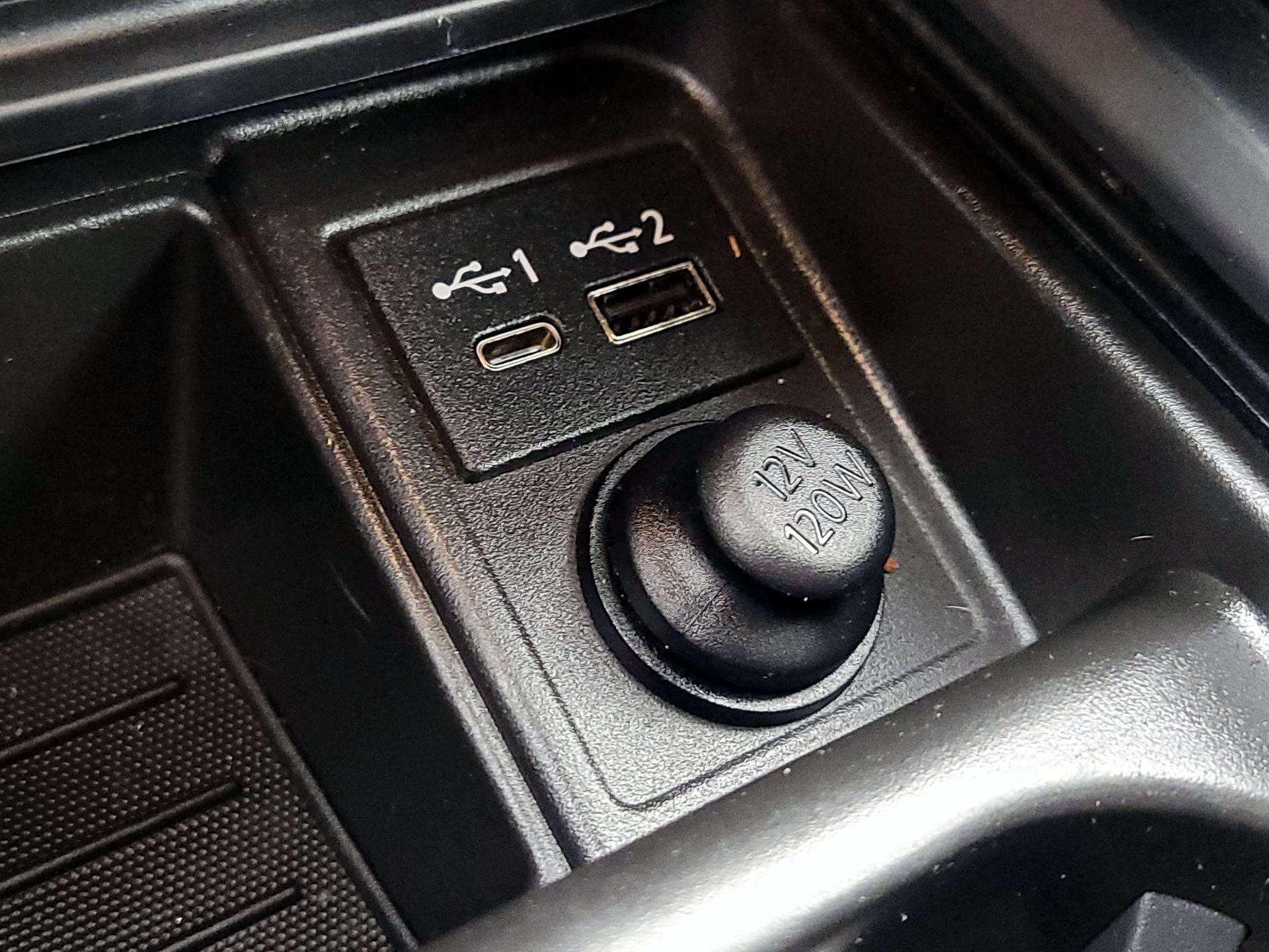 Thumbnail: 2022 INFINITI QX50 - 19