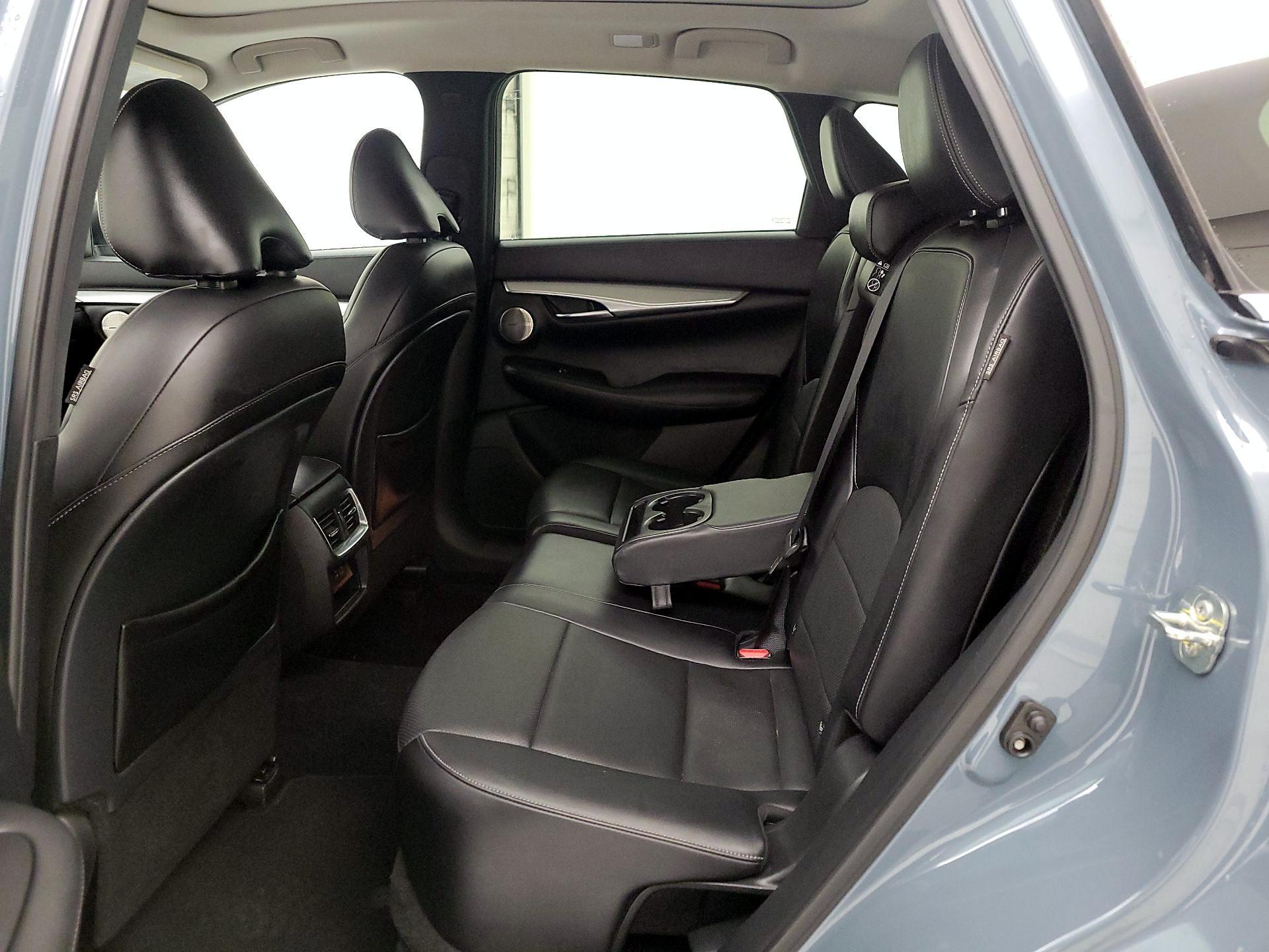 Thumbnail: 2022 INFINITI QX50 - 20