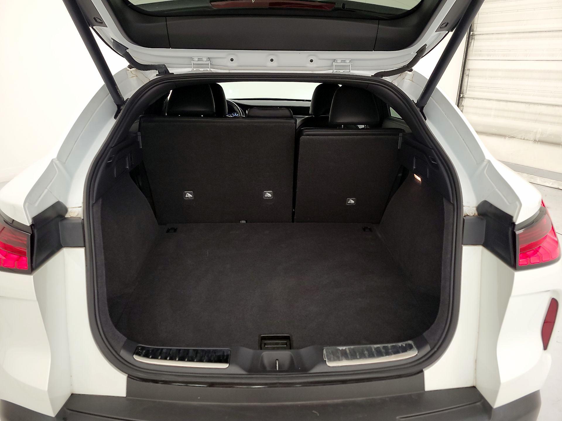 Thumbnail: 2023 INFINITI QX55 - 16