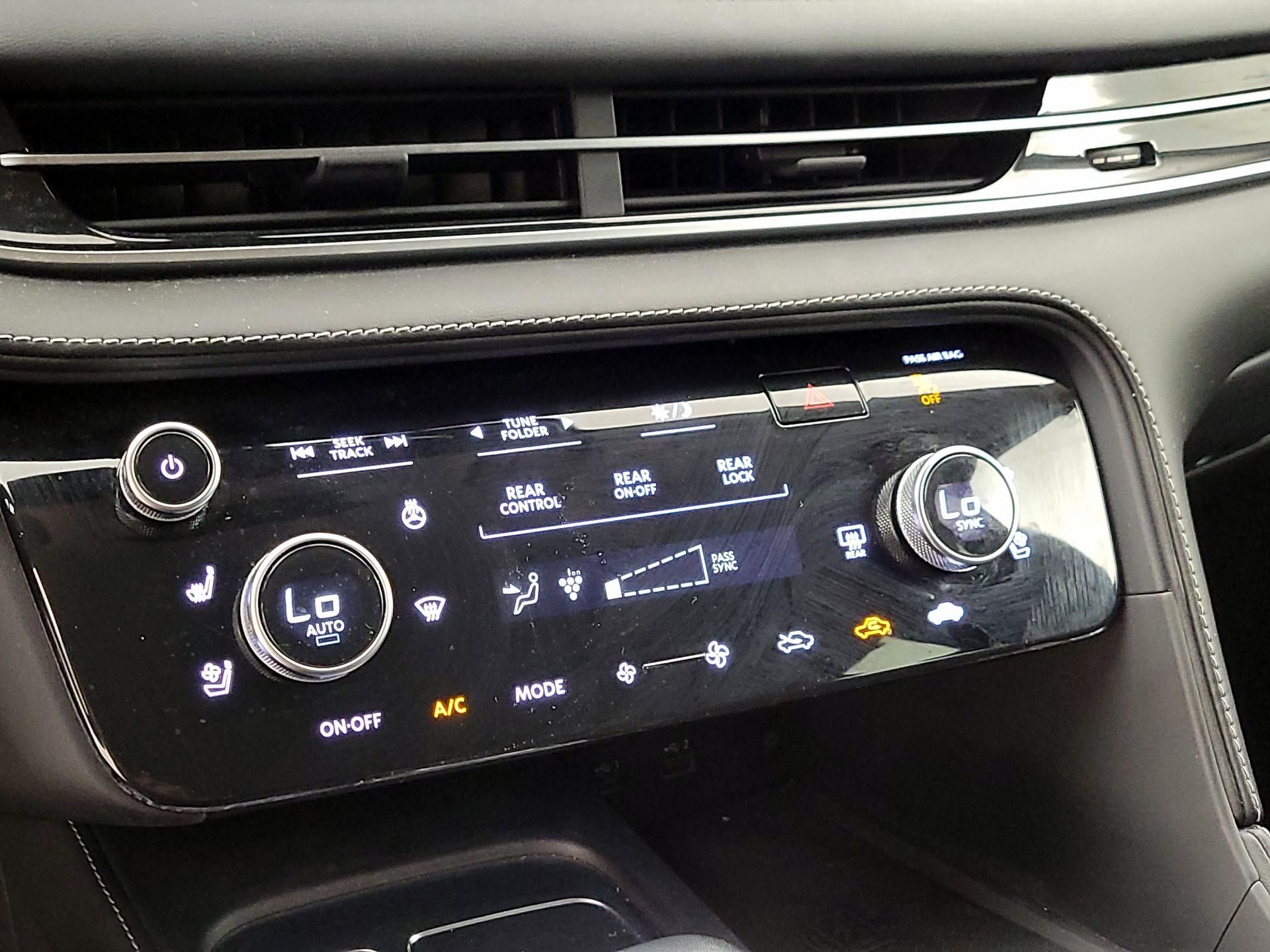 Thumbnail: 2023 INFINITI QX60 - 16