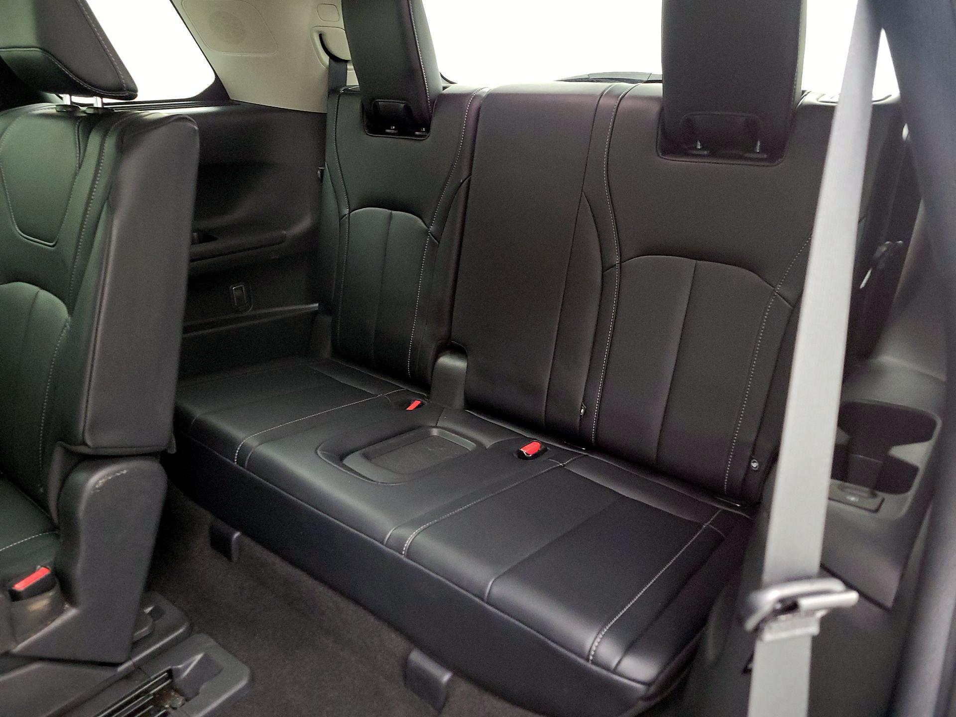 Thumbnail: 2023 INFINITI QX60 - 20