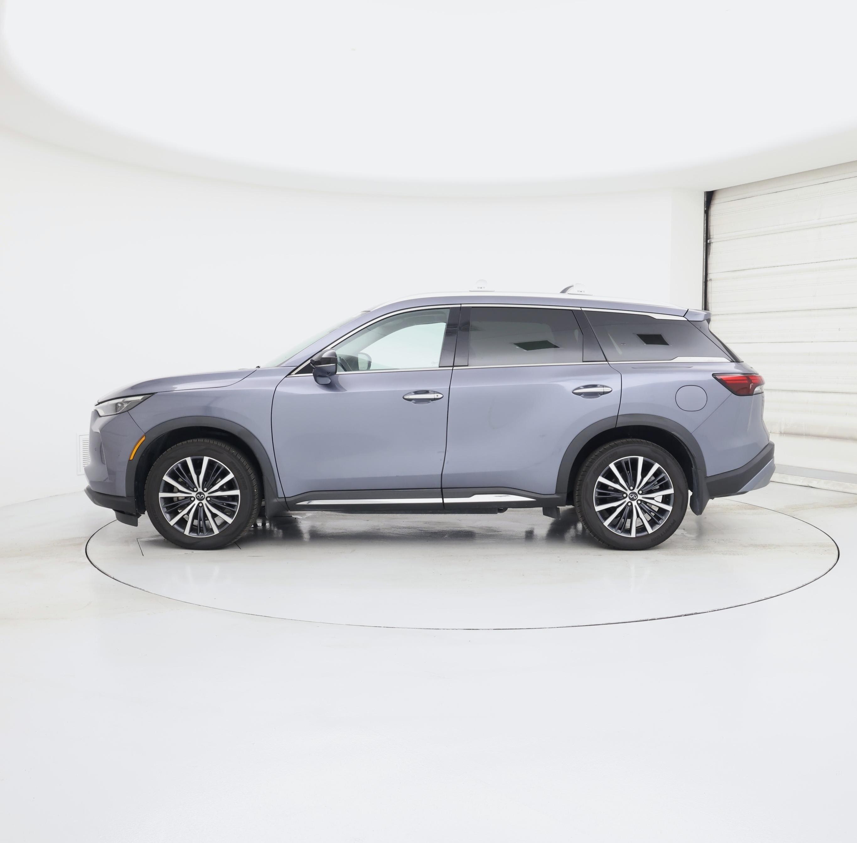 Thumbnail: 2023 INFINITI QX60 - 3