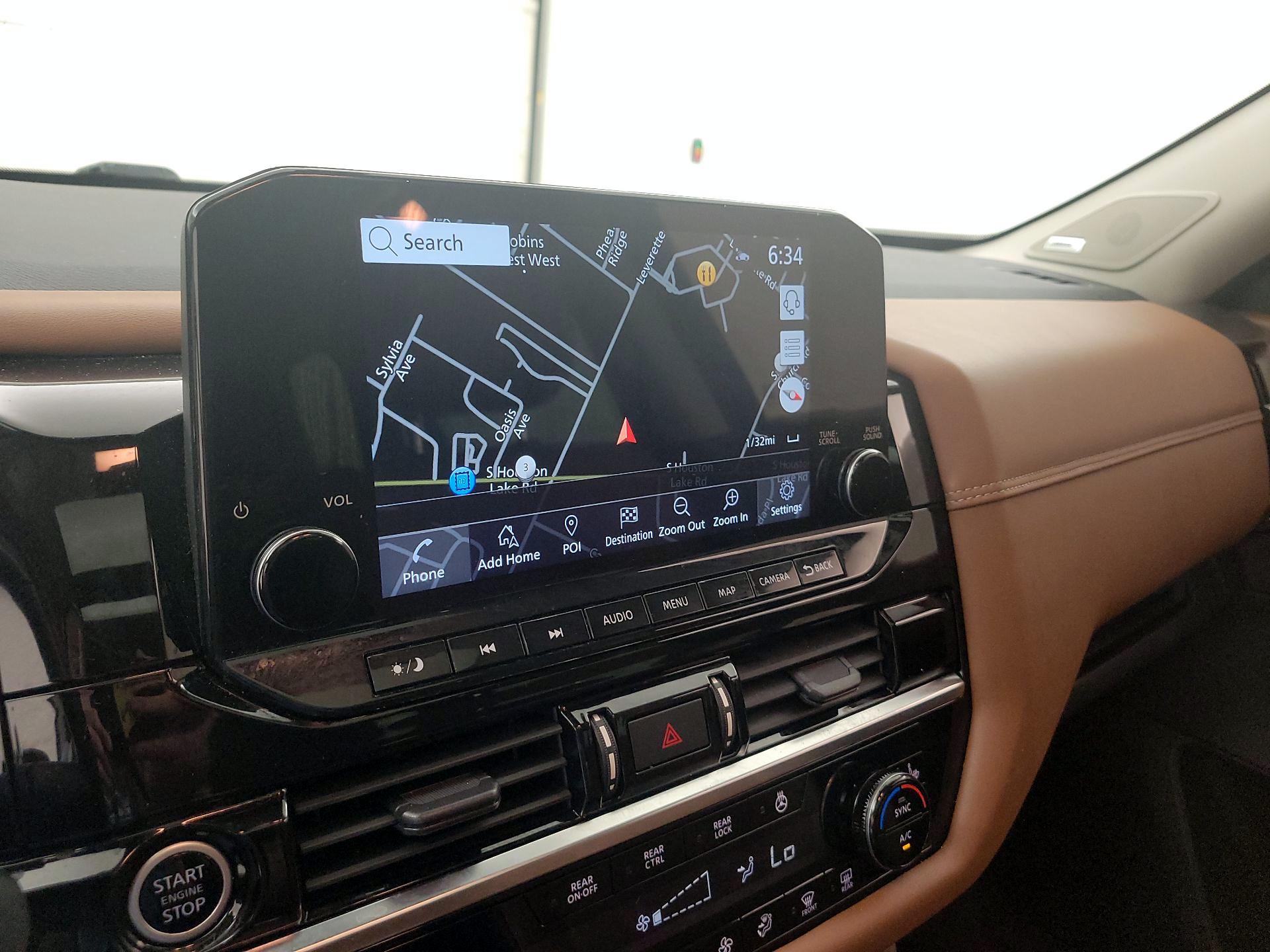 Thumbnail: 2023 Nissan Pathfinder - 12