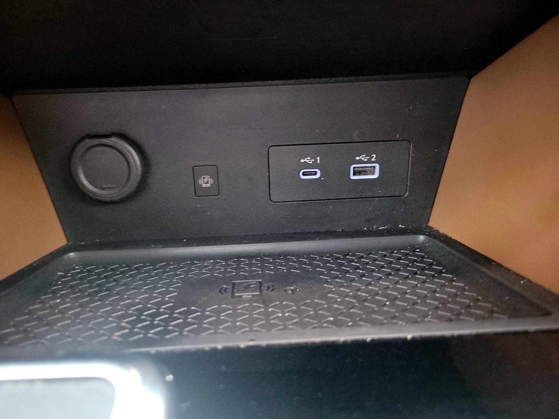 Thumbnail: 2023 Nissan Pathfinder - 17