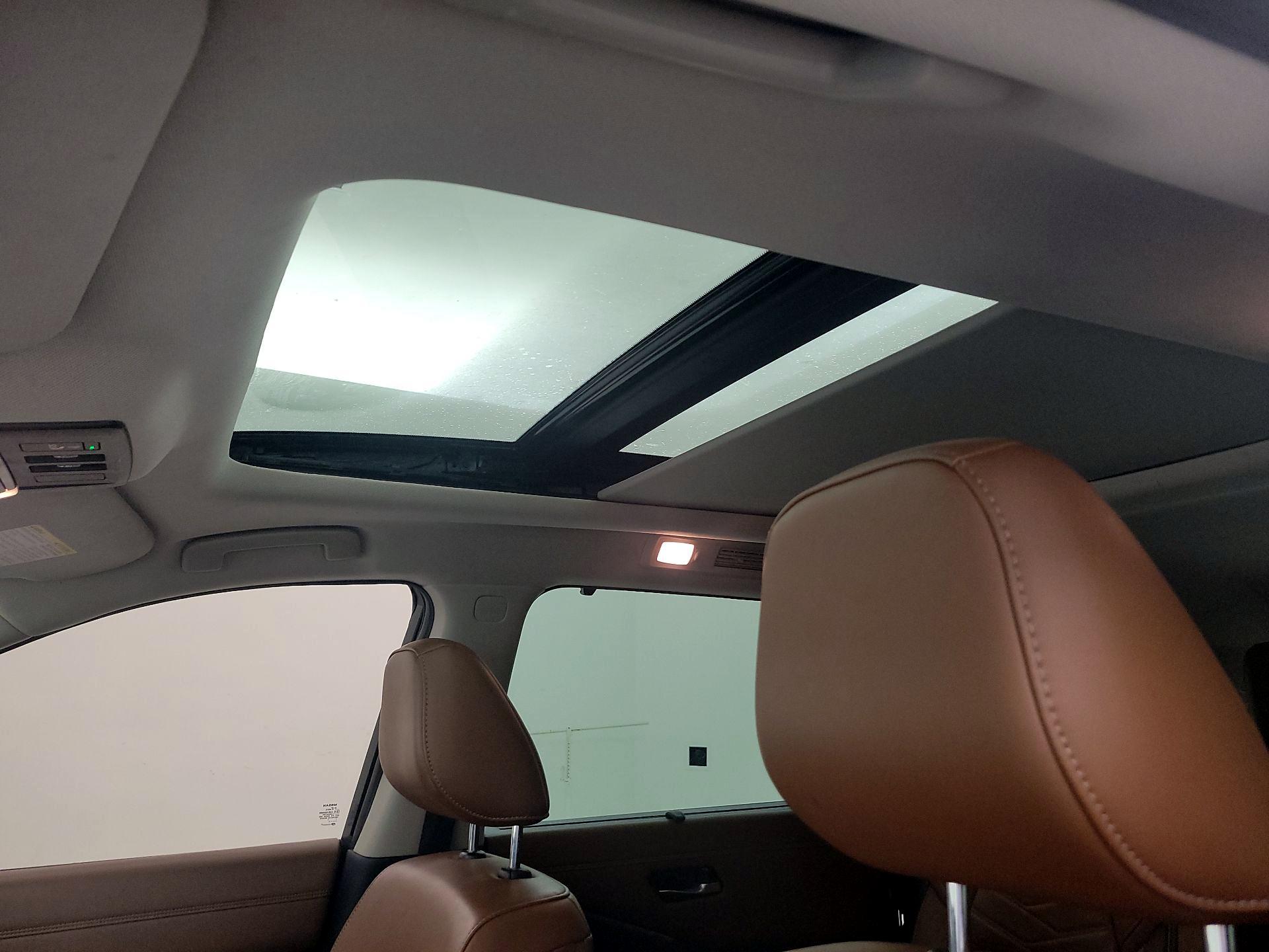 Thumbnail: 2023 Nissan Pathfinder - 18