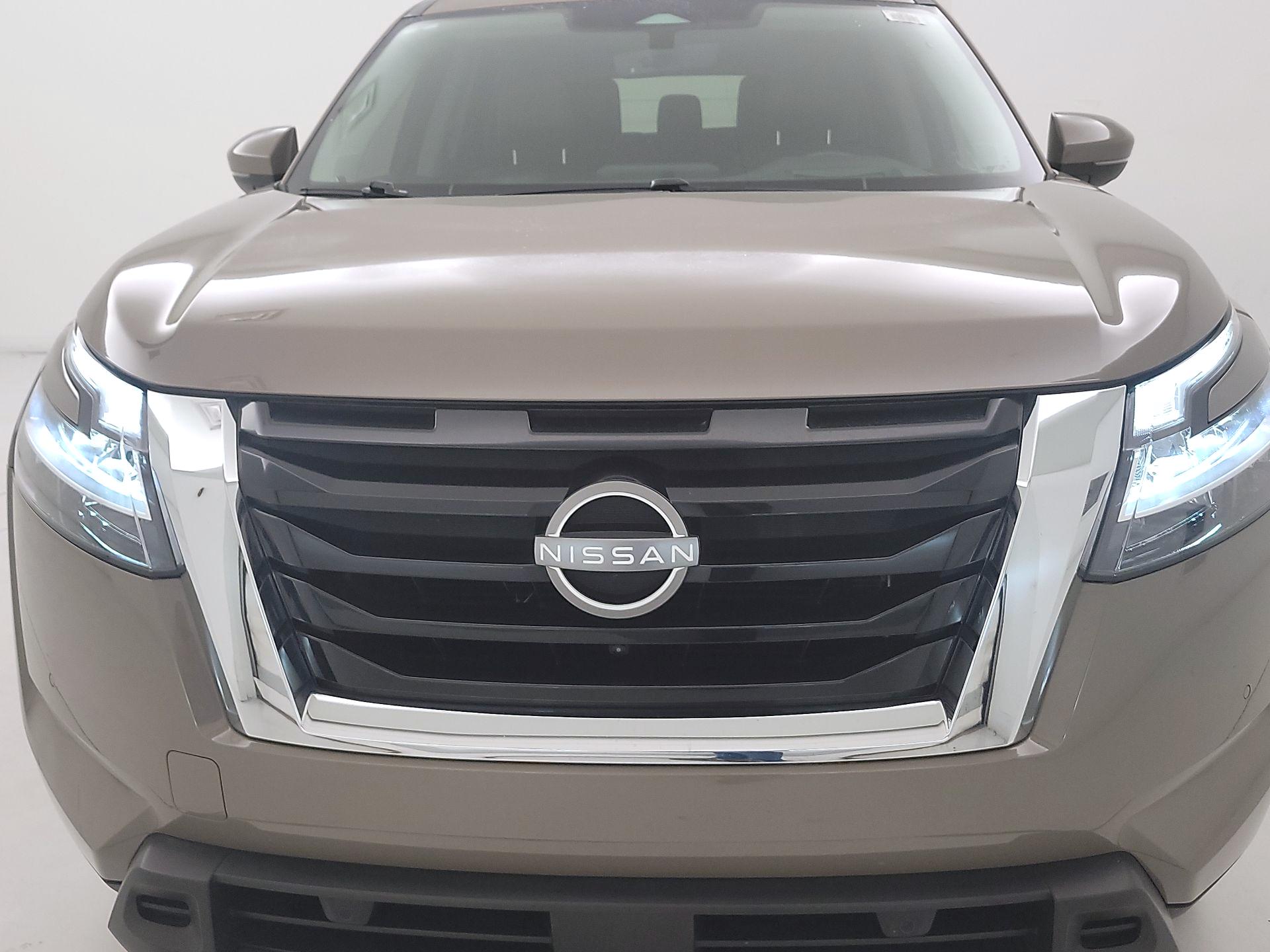 Thumbnail: 2023 Nissan Pathfinder - 2