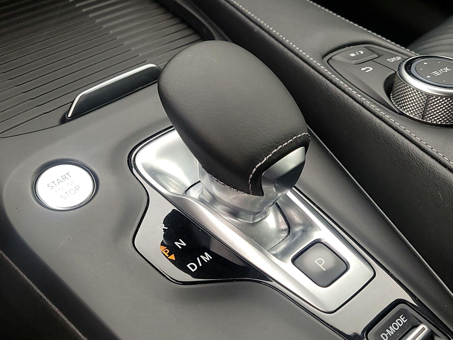 Thumbnail: 2022 INFINITI QX50 - 17