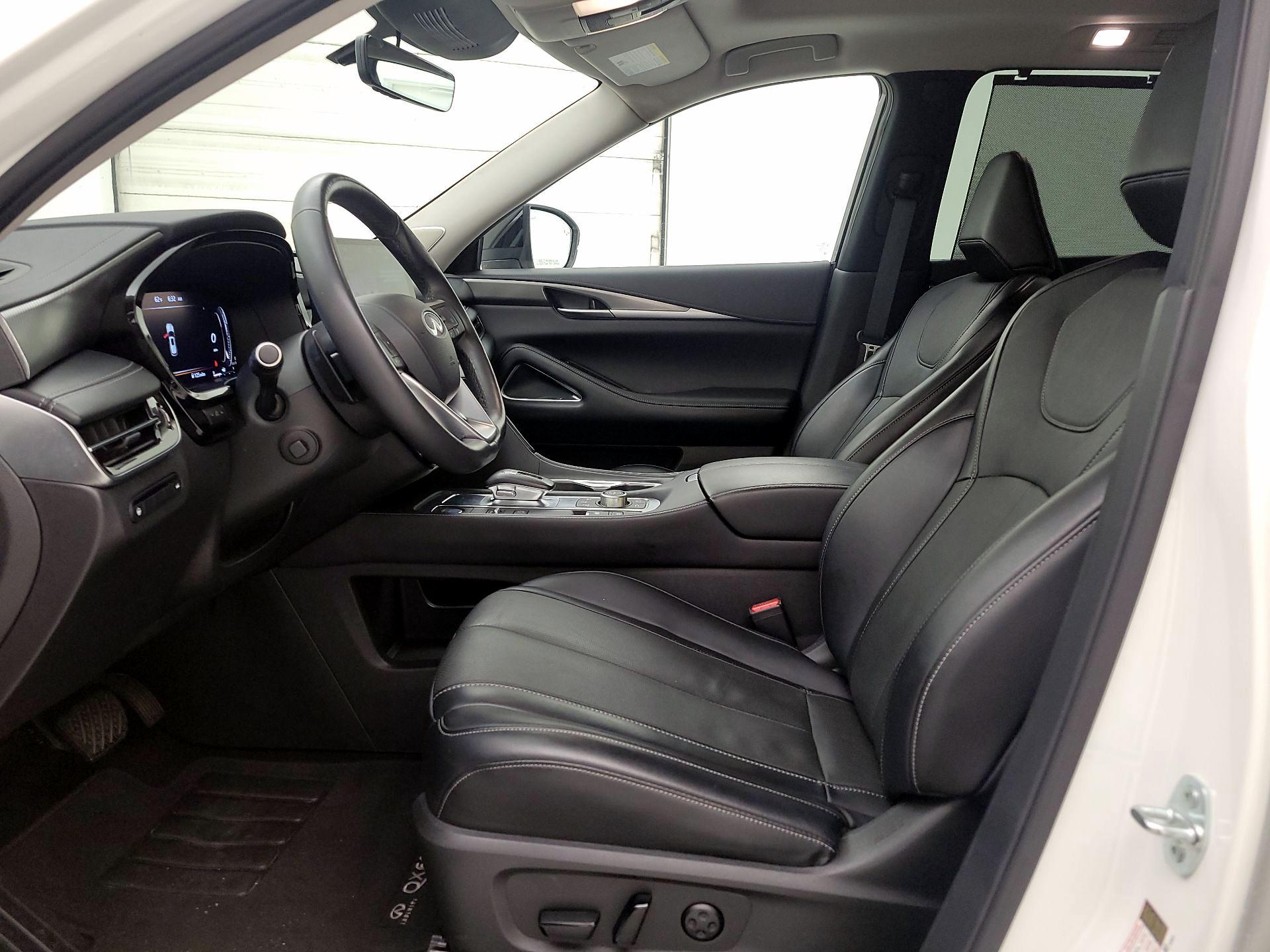 Thumbnail: 2023 INFINITI QX60 - 11