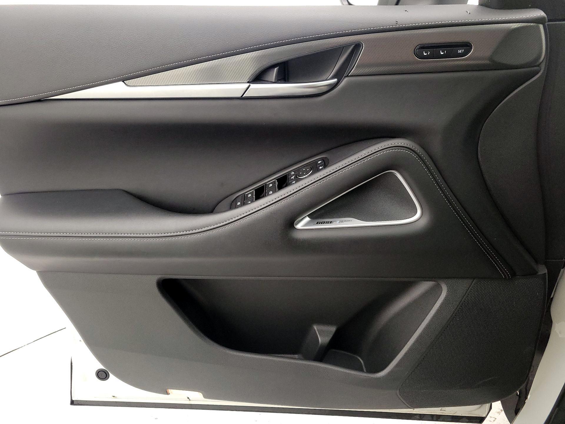 Thumbnail: 2023 INFINITI QX60 - 12