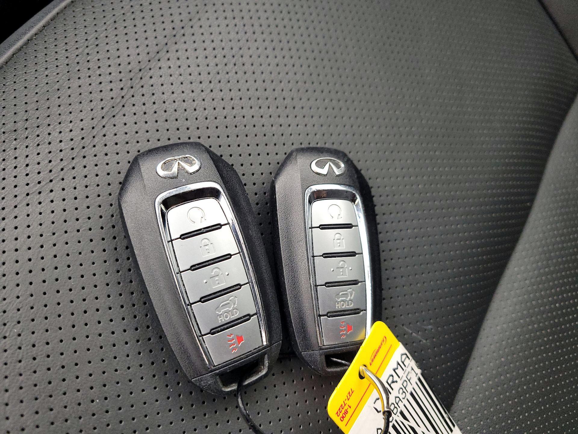 Thumbnail: 2023 INFINITI QX50 - 18