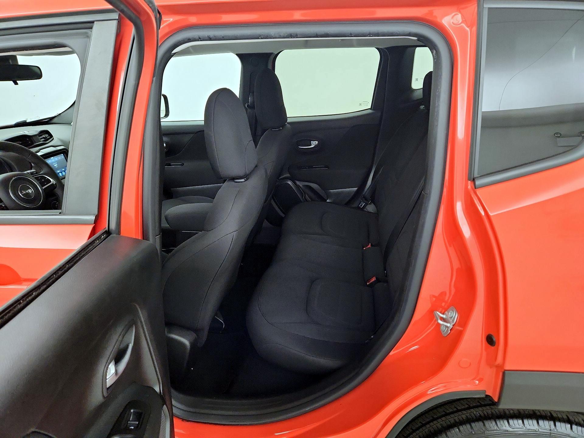 Thumbnail: 2021 Jeep Renegade - 19