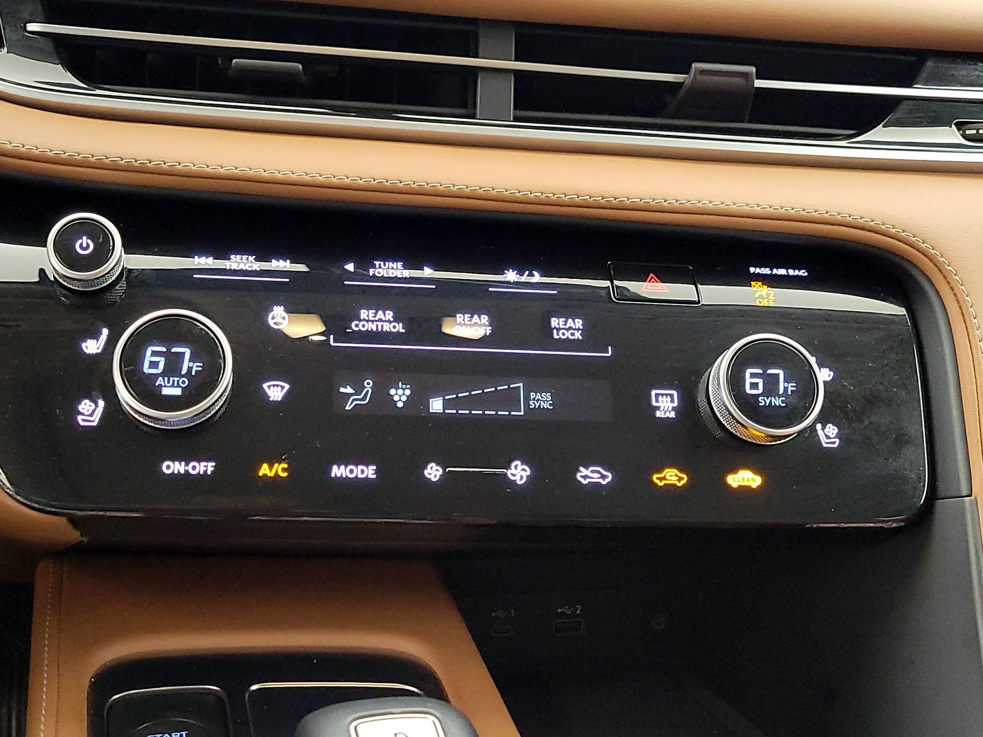 Thumbnail: 2023 INFINITI QX60 - 16