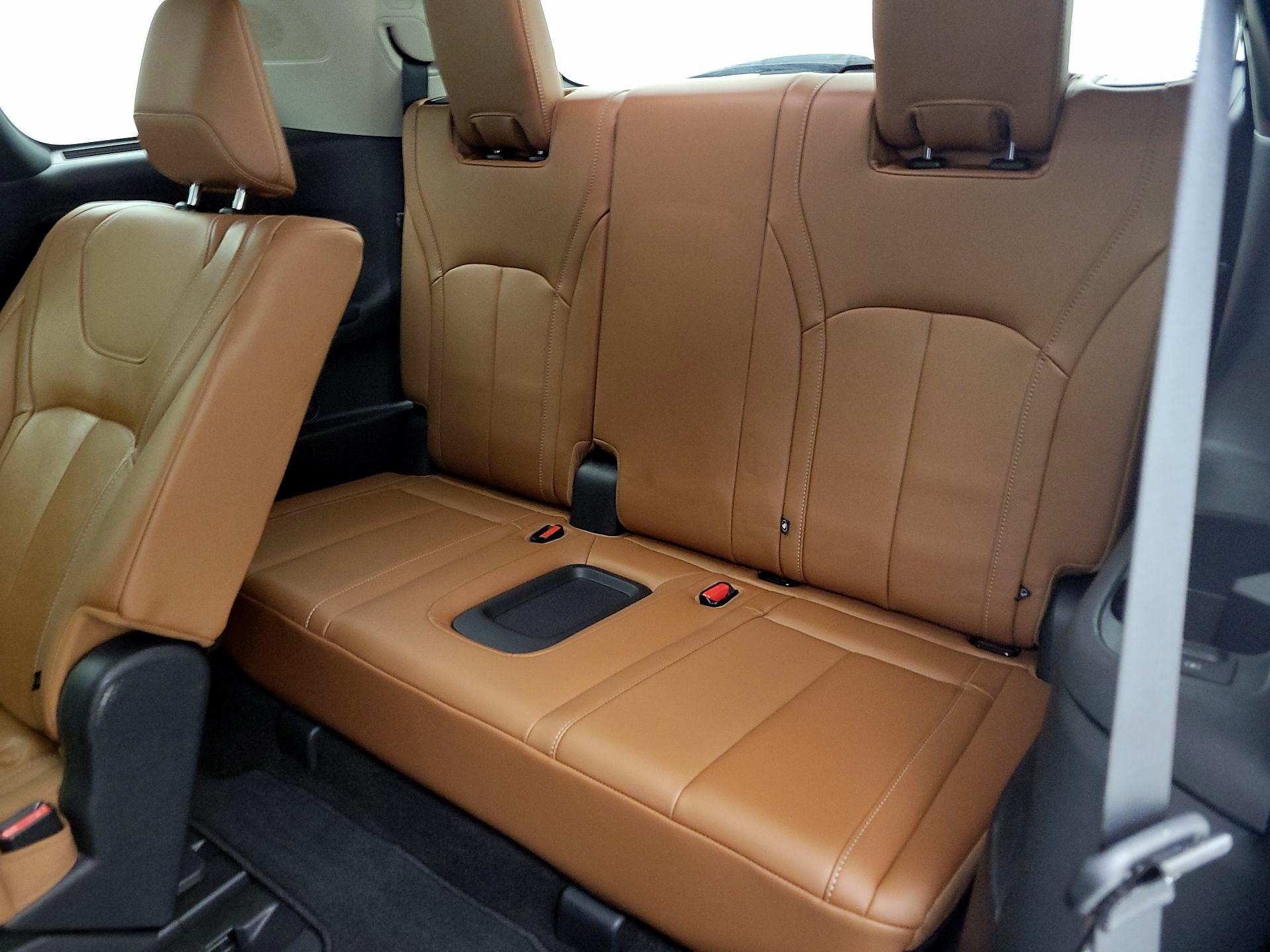 Thumbnail: 2023 INFINITI QX60 - 20