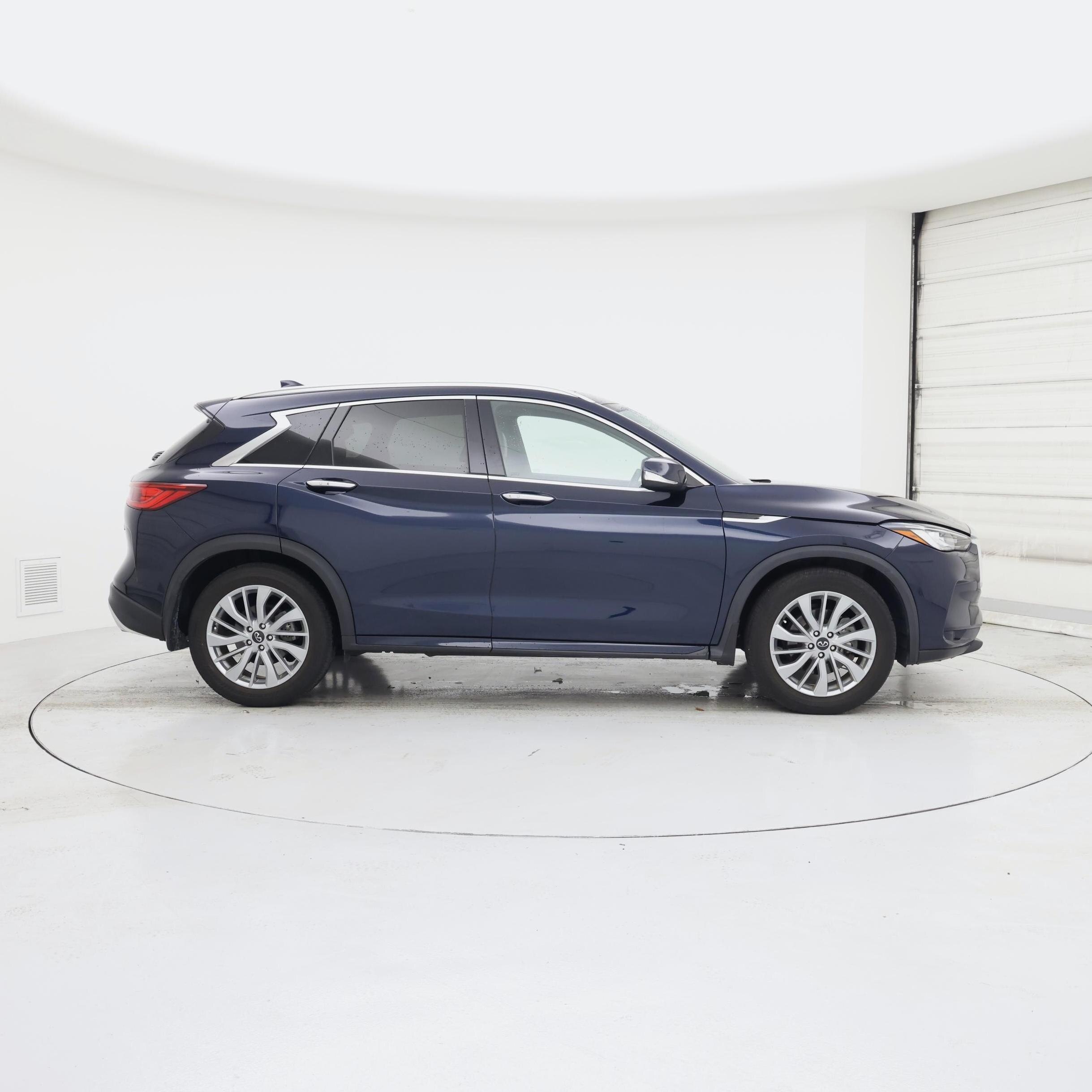 Thumbnail: 2023 INFINITI QX50 - 7
