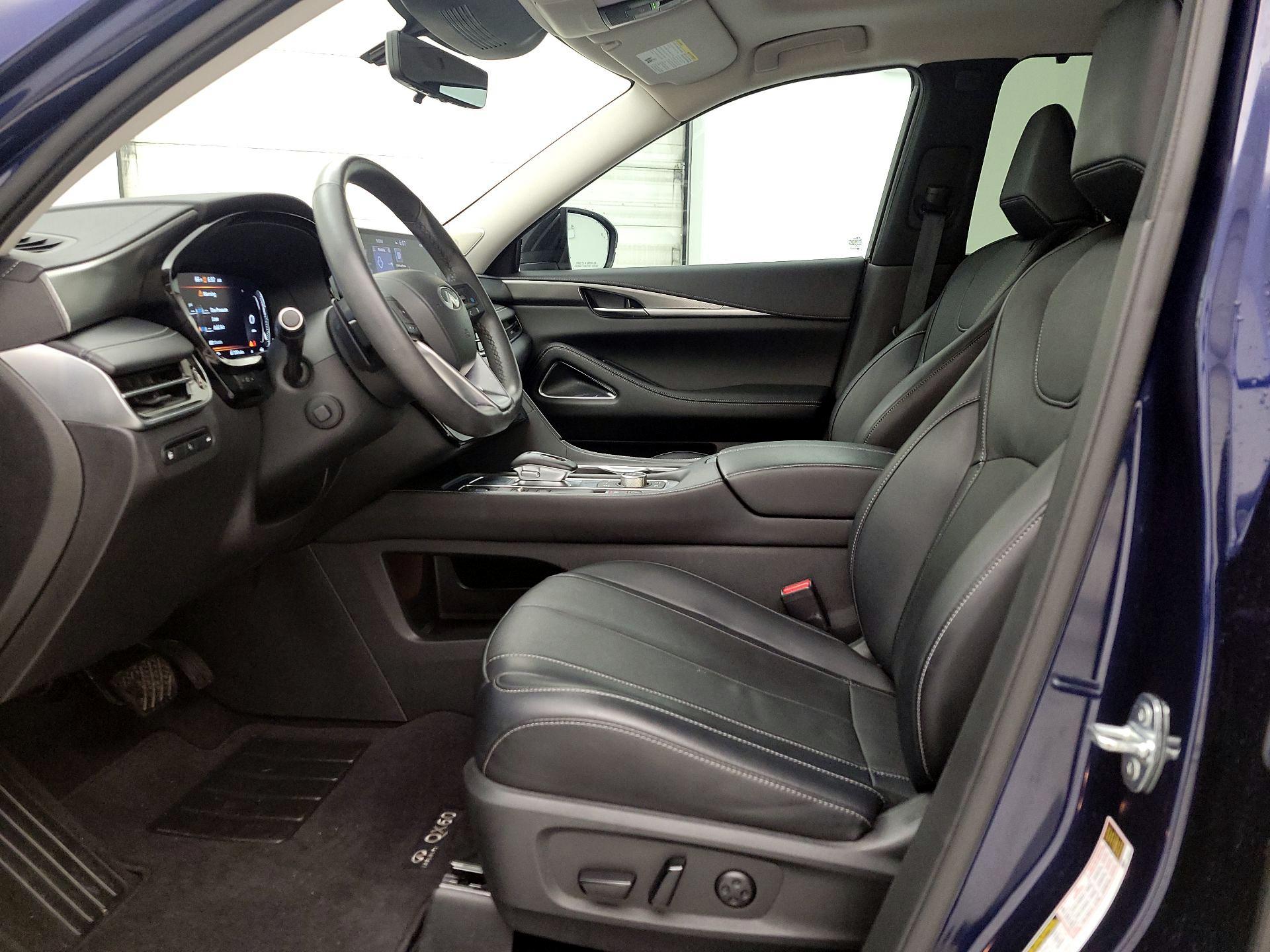 Thumbnail: 2023 INFINITI QX60 - 11