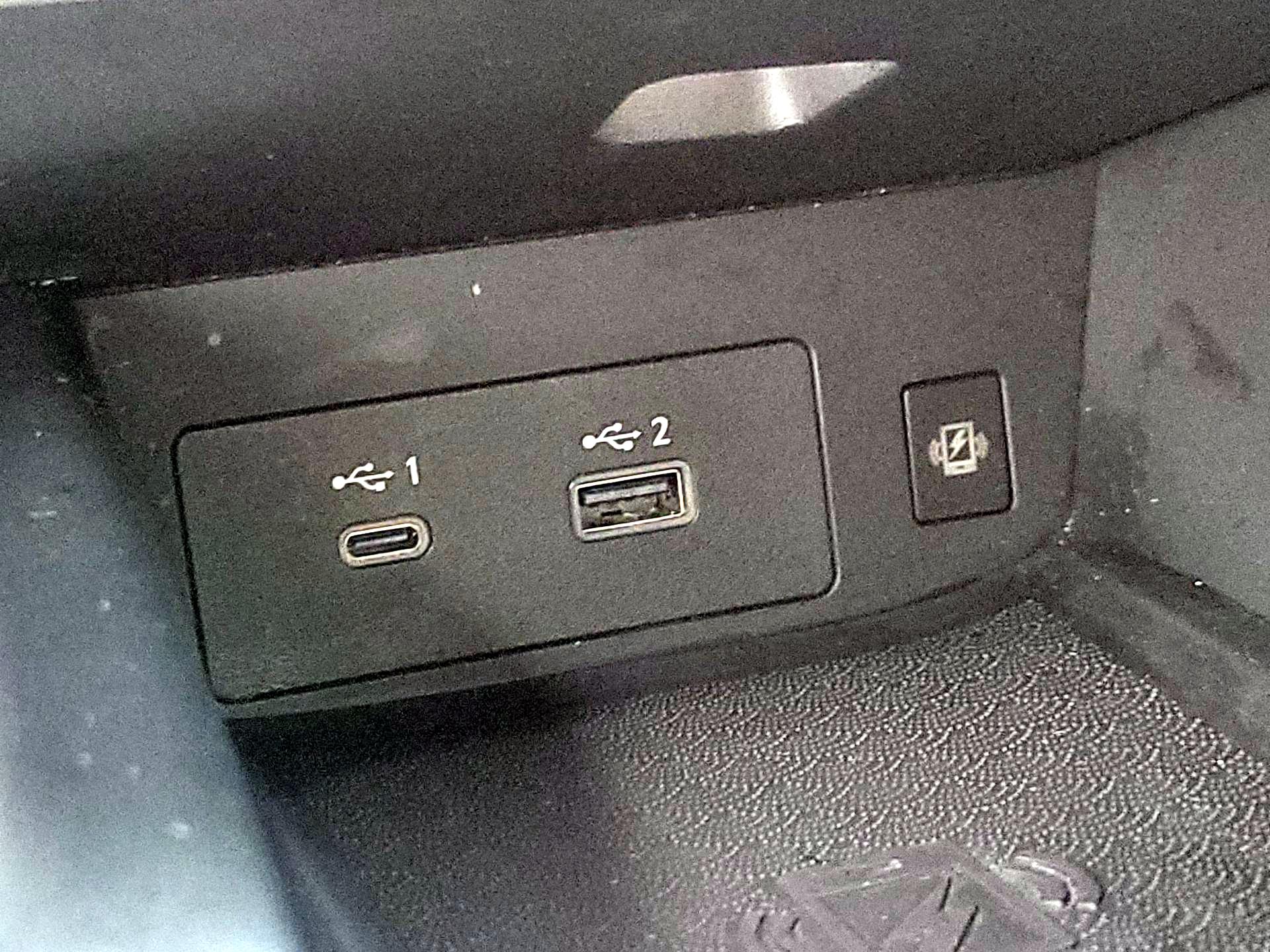 Thumbnail: 2023 INFINITI QX60 - 18