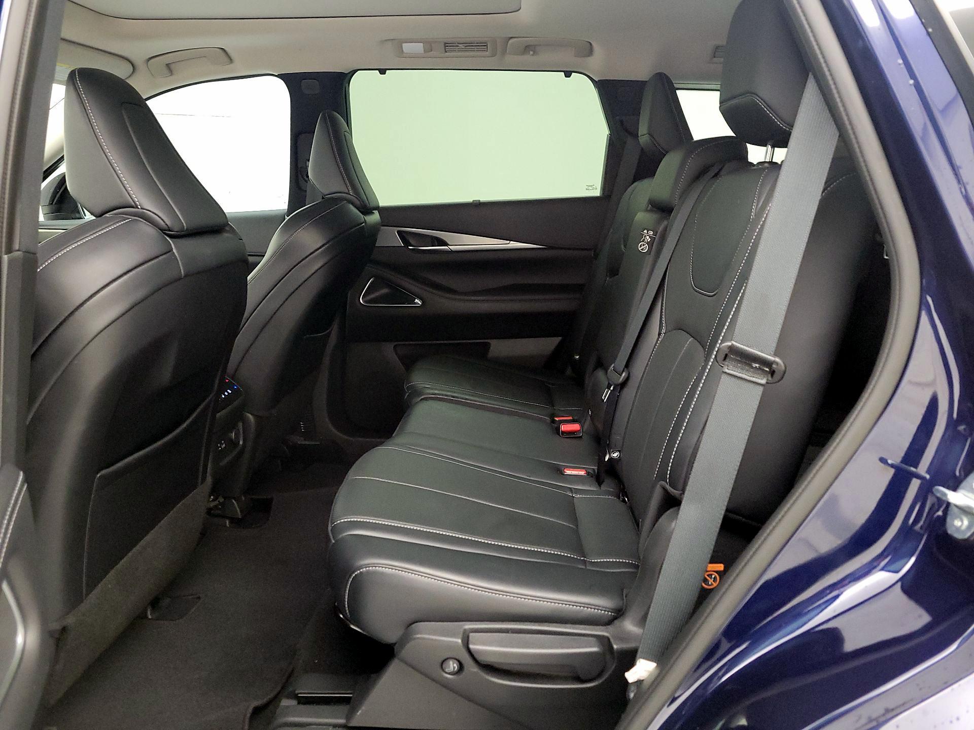 Thumbnail: 2023 INFINITI QX60 - 19