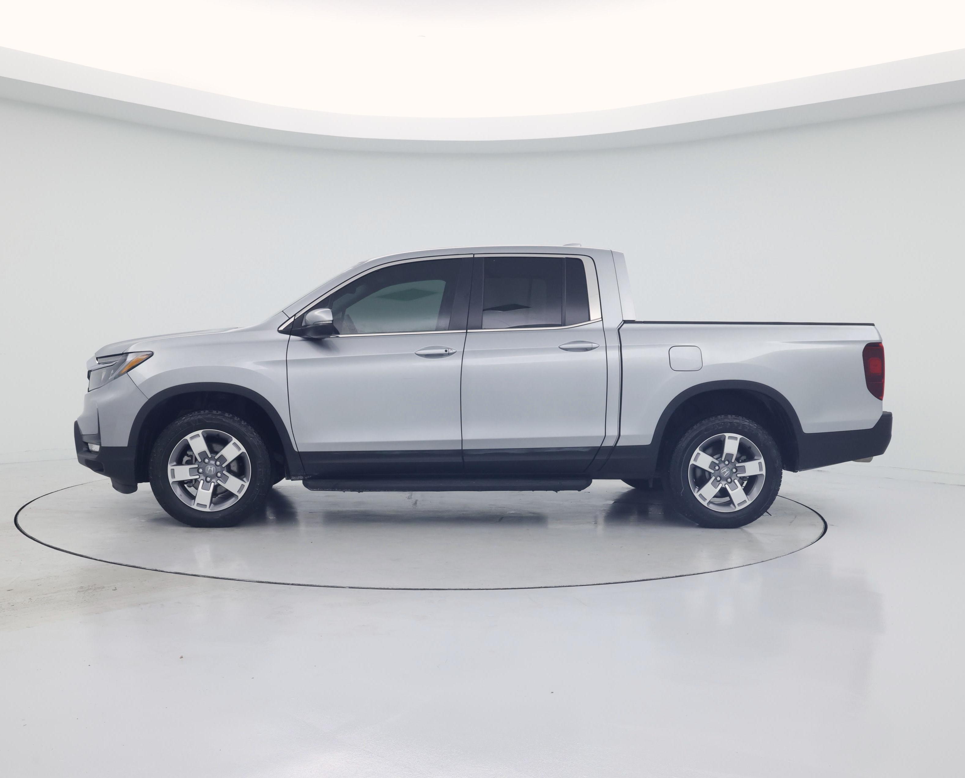 Thumbnail: 2025 Honda Ridgeline - 3