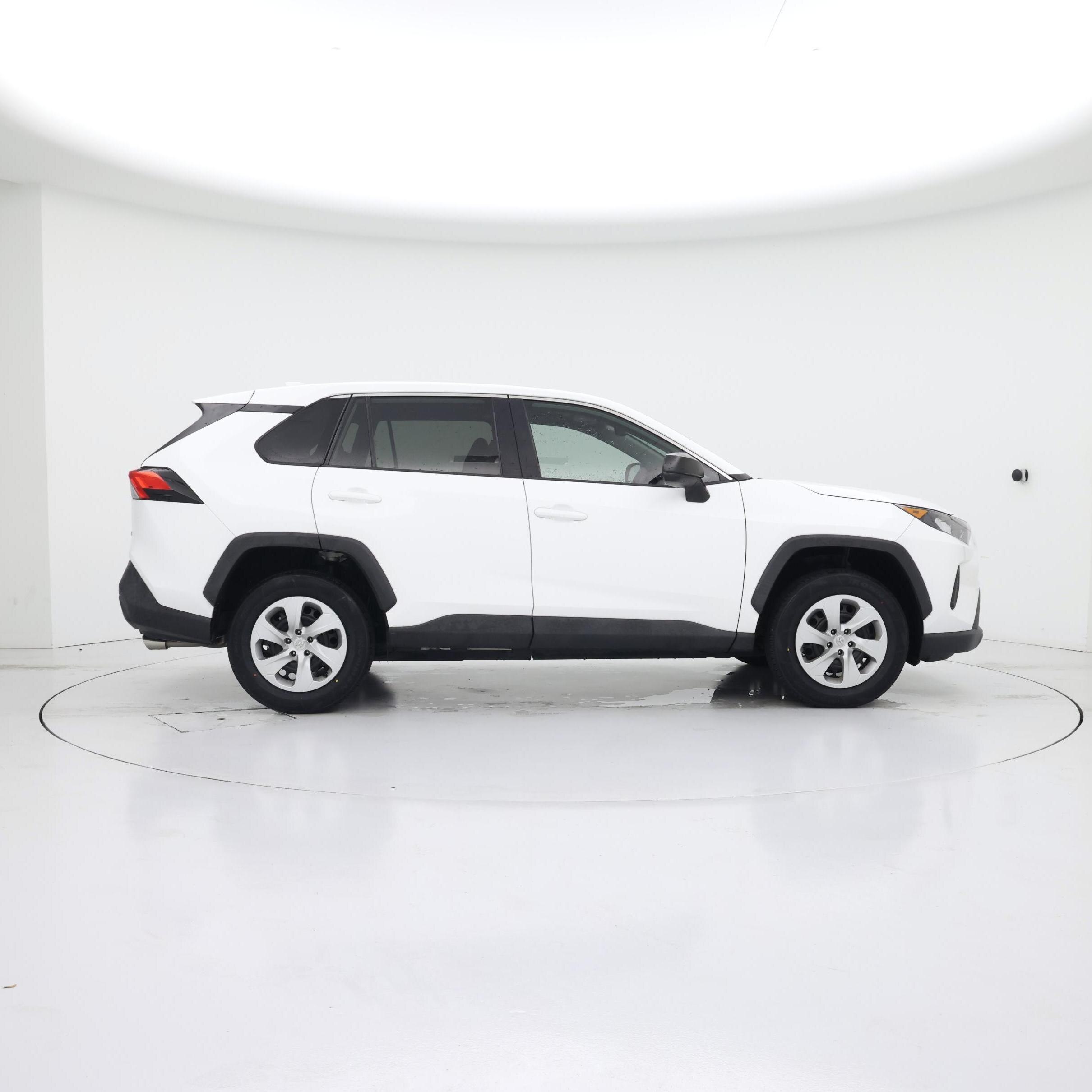 Thumbnail: 2022 Toyota RAV4 - 7