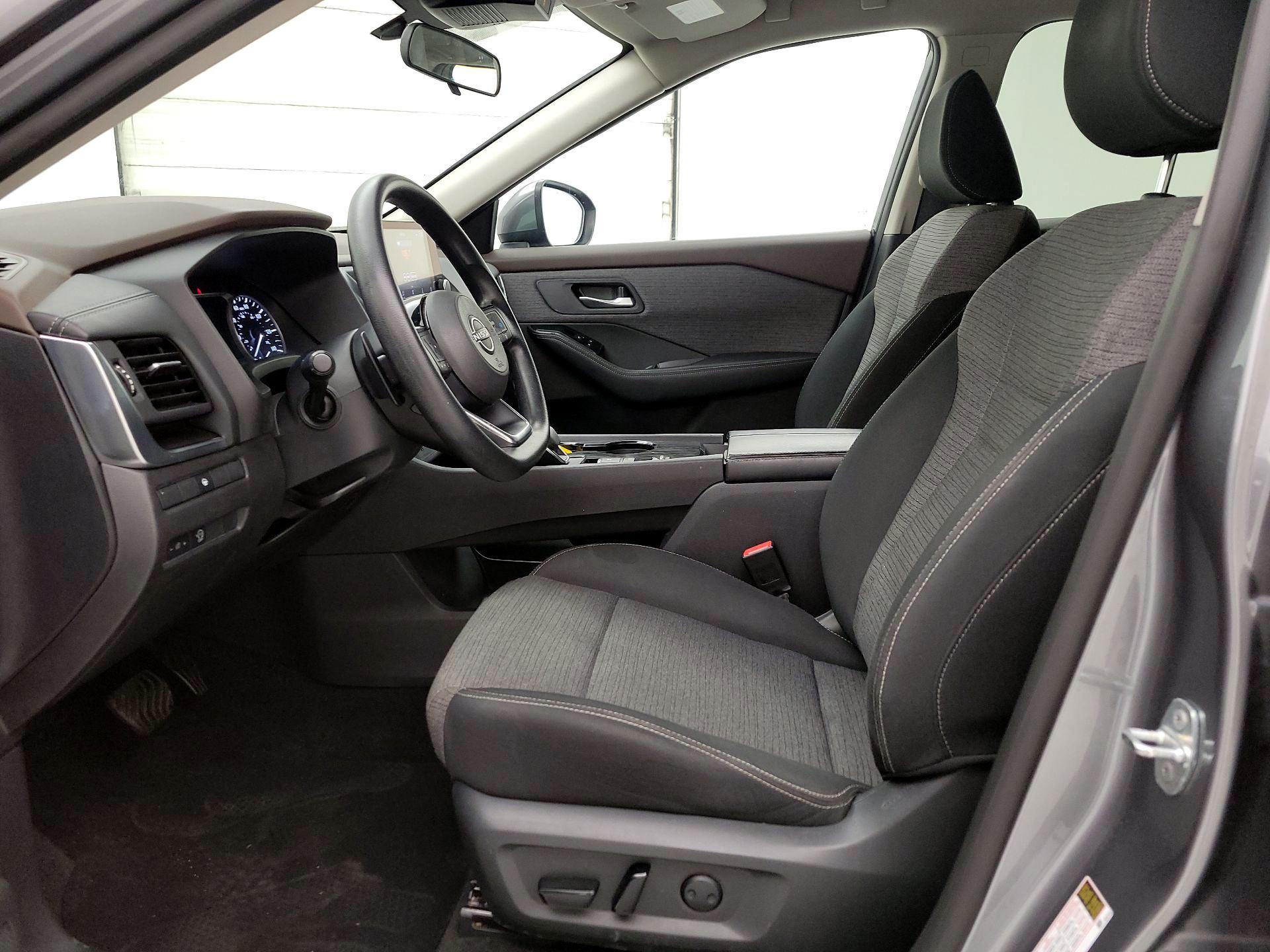 Thumbnail: 2023 Nissan Rogue - 11