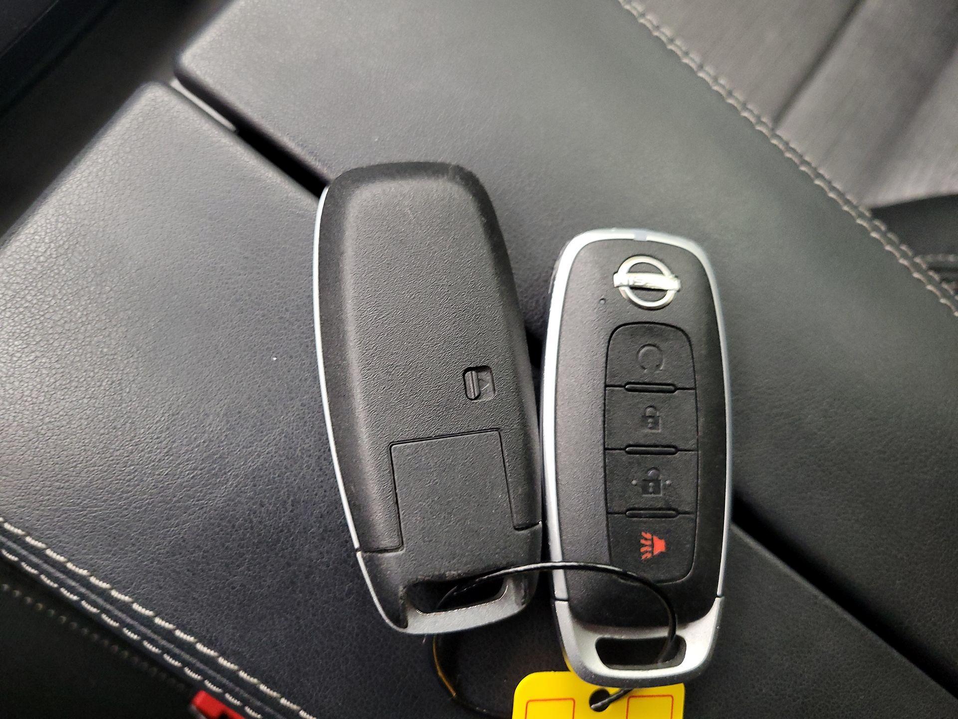 Thumbnail: 2023 Nissan Rogue - 18