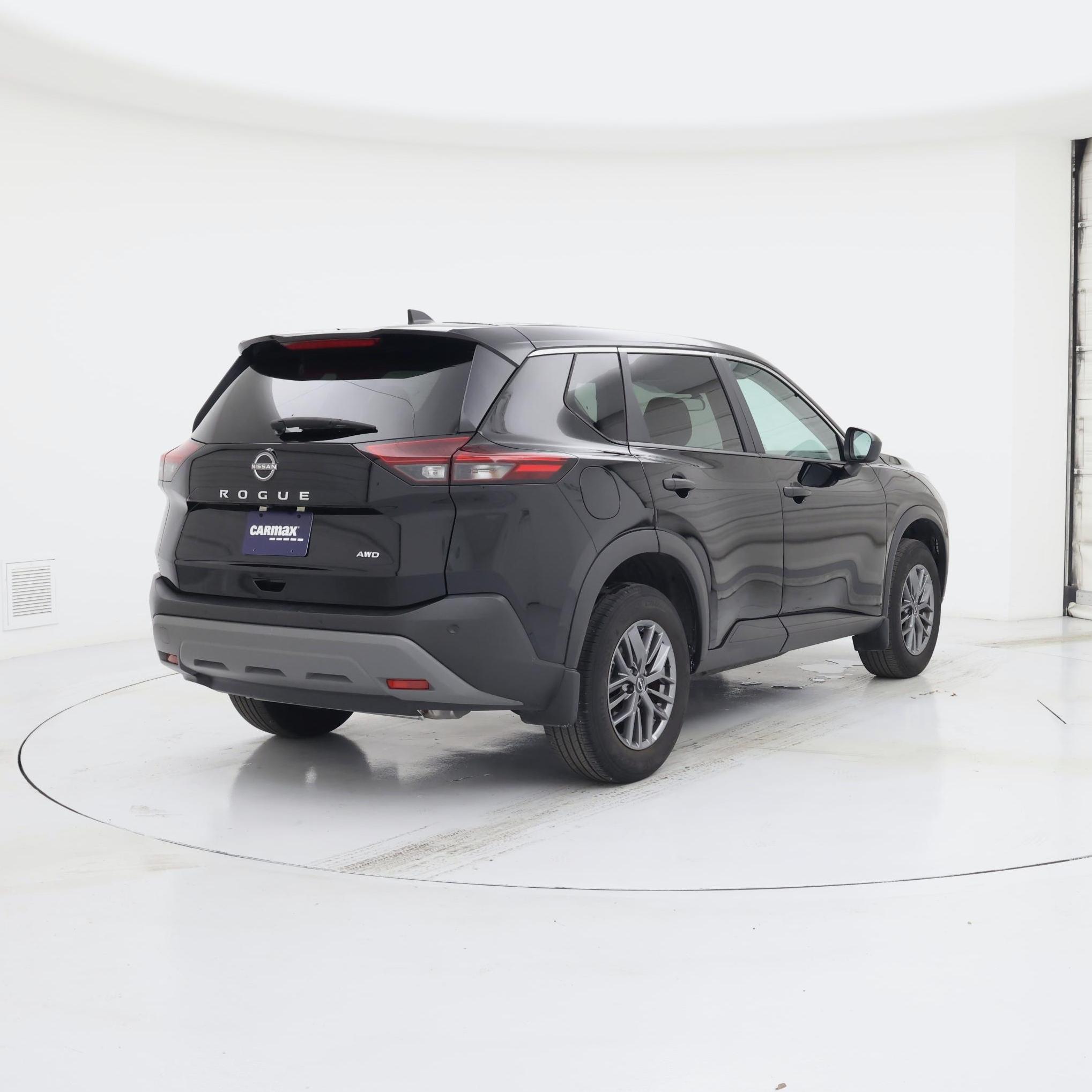 Thumbnail: 2023 Nissan Rogue - 8