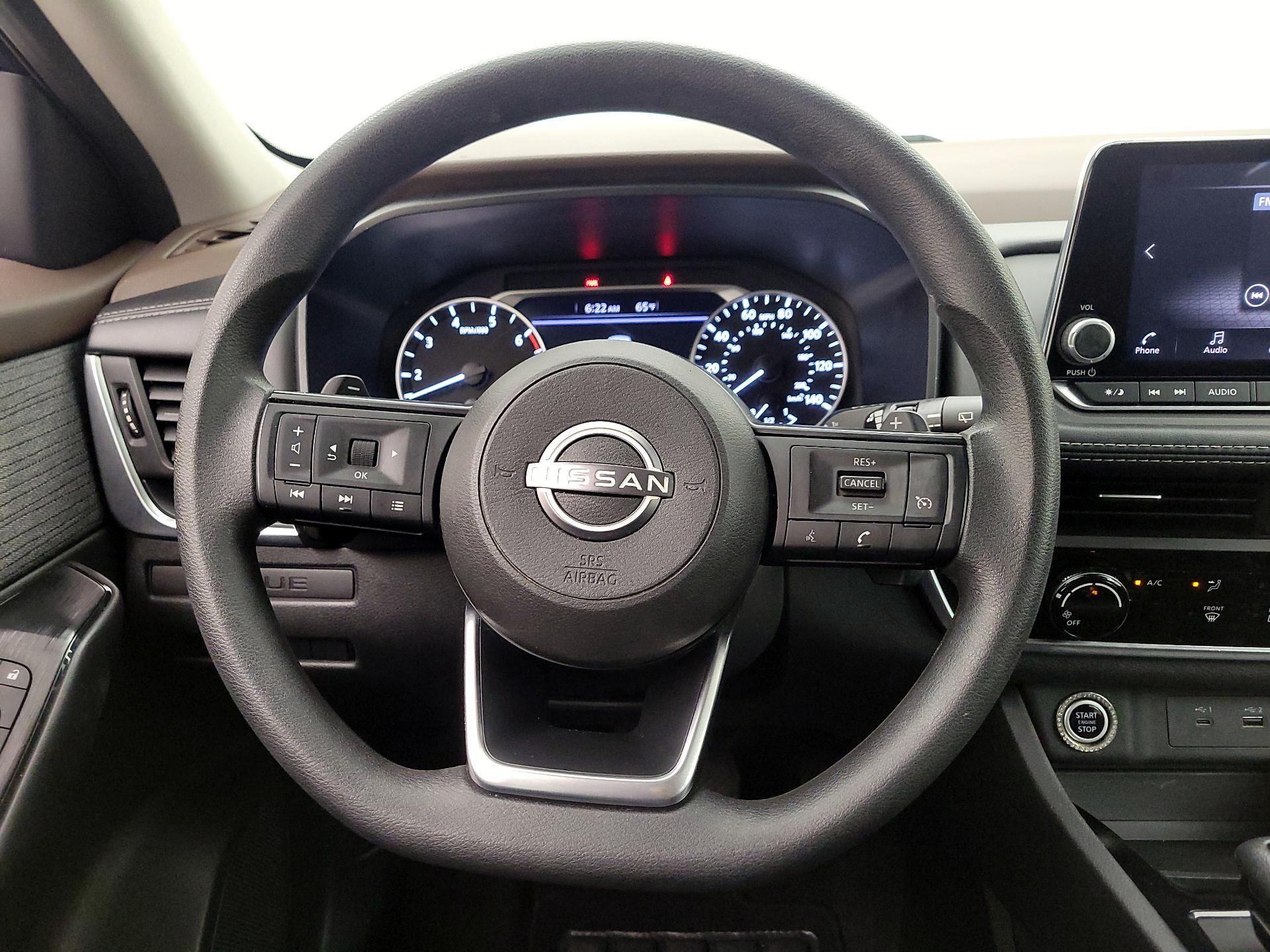 Thumbnail: 2023 Nissan Rogue - 10