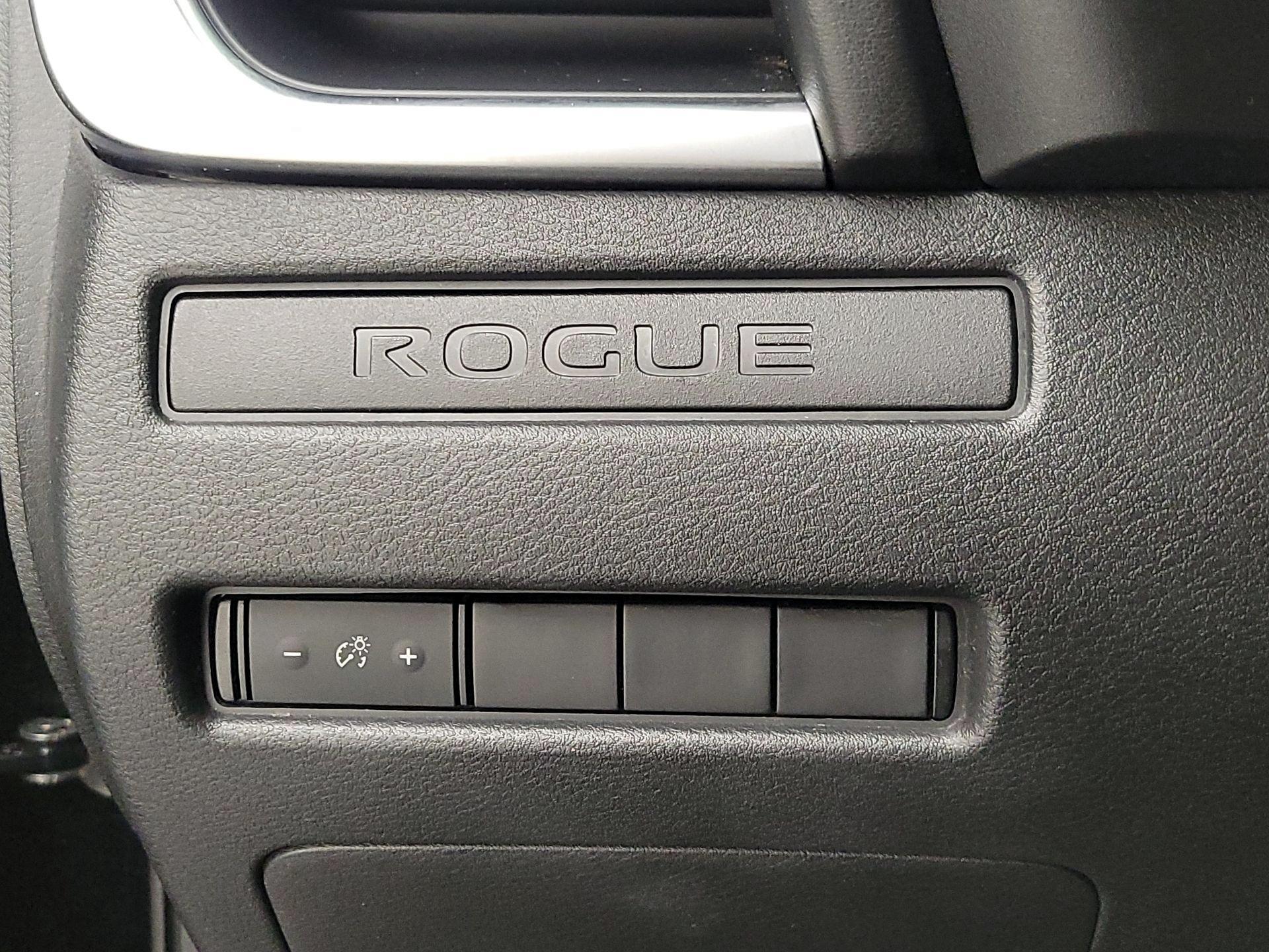 Thumbnail: 2023 Nissan Rogue - 13