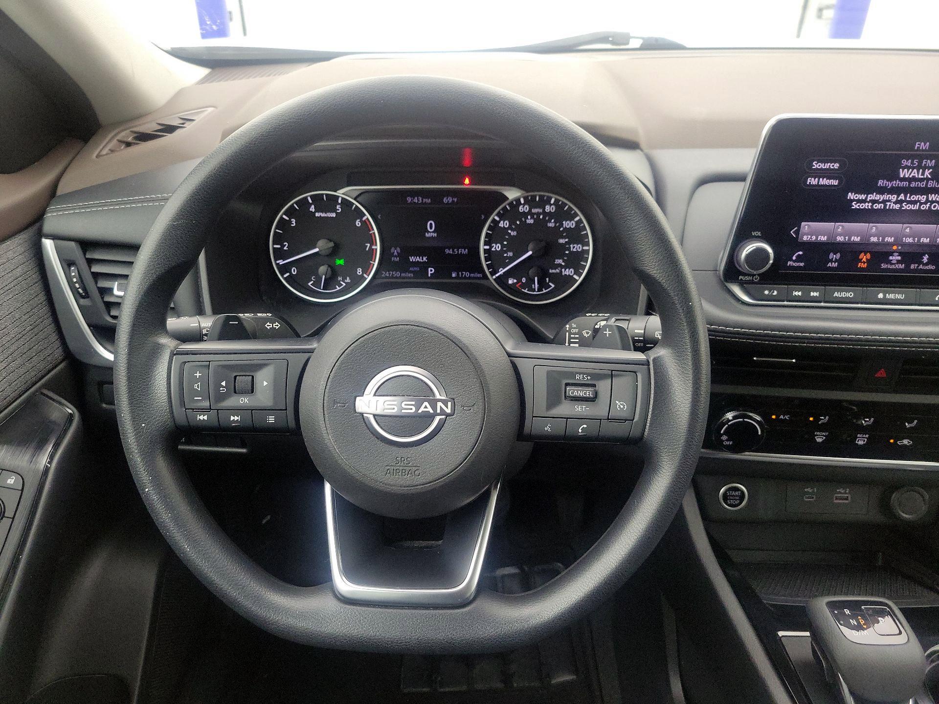 Thumbnail: 2023 Nissan Rogue - 10