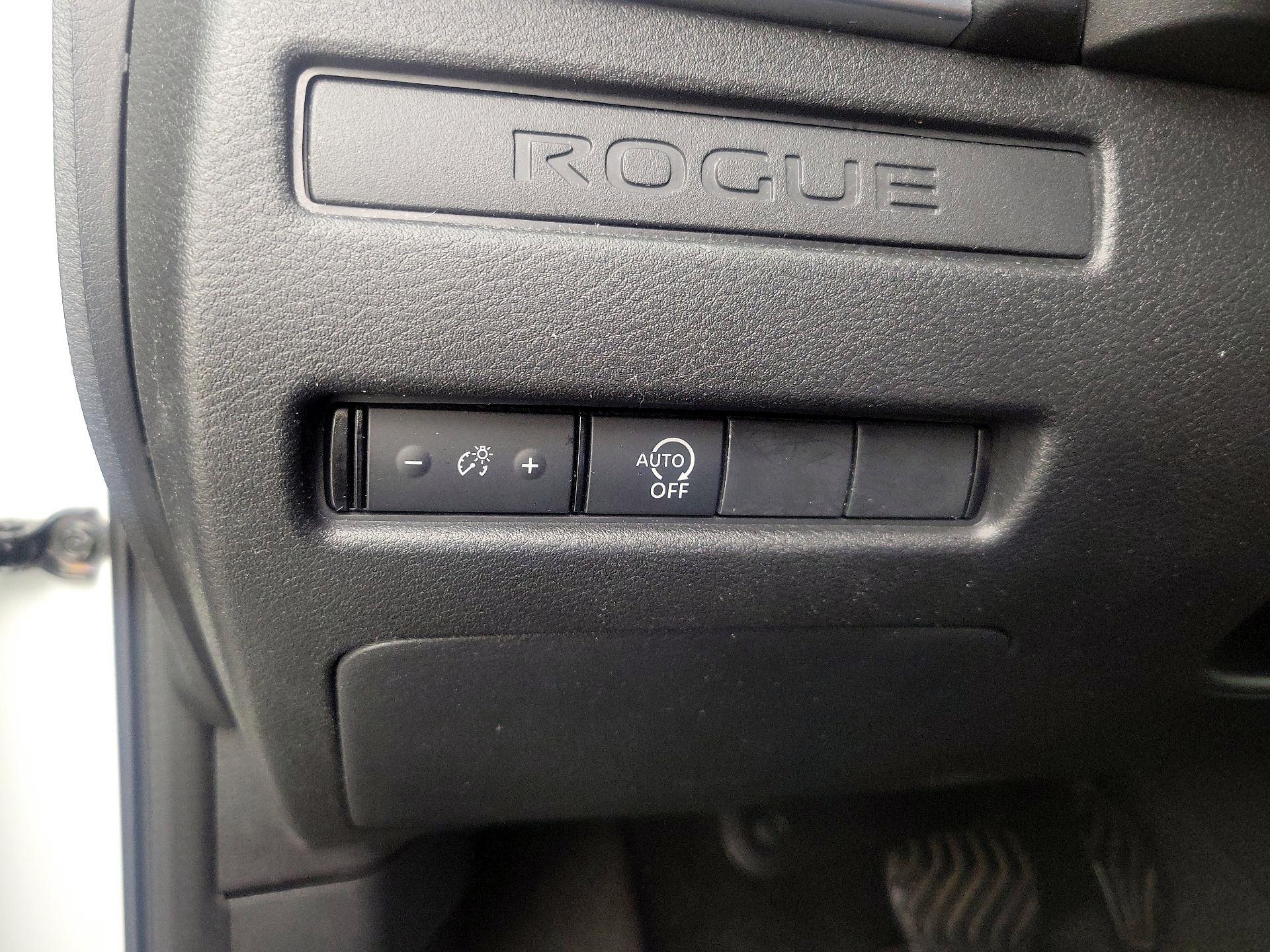 Thumbnail: 2023 Nissan Rogue - 13