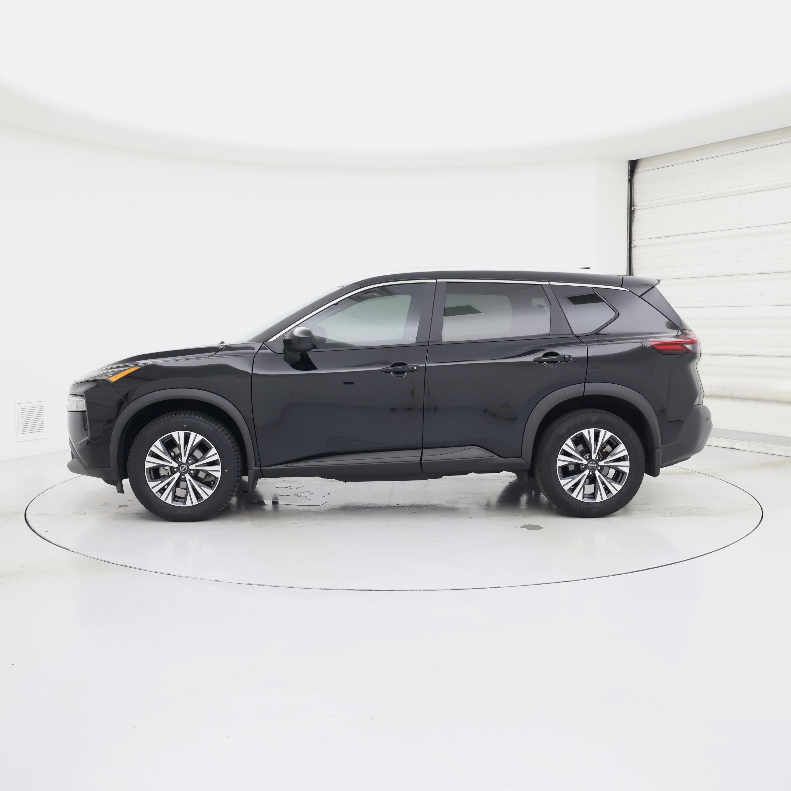 Thumbnail: 2023 Nissan Rogue - 3