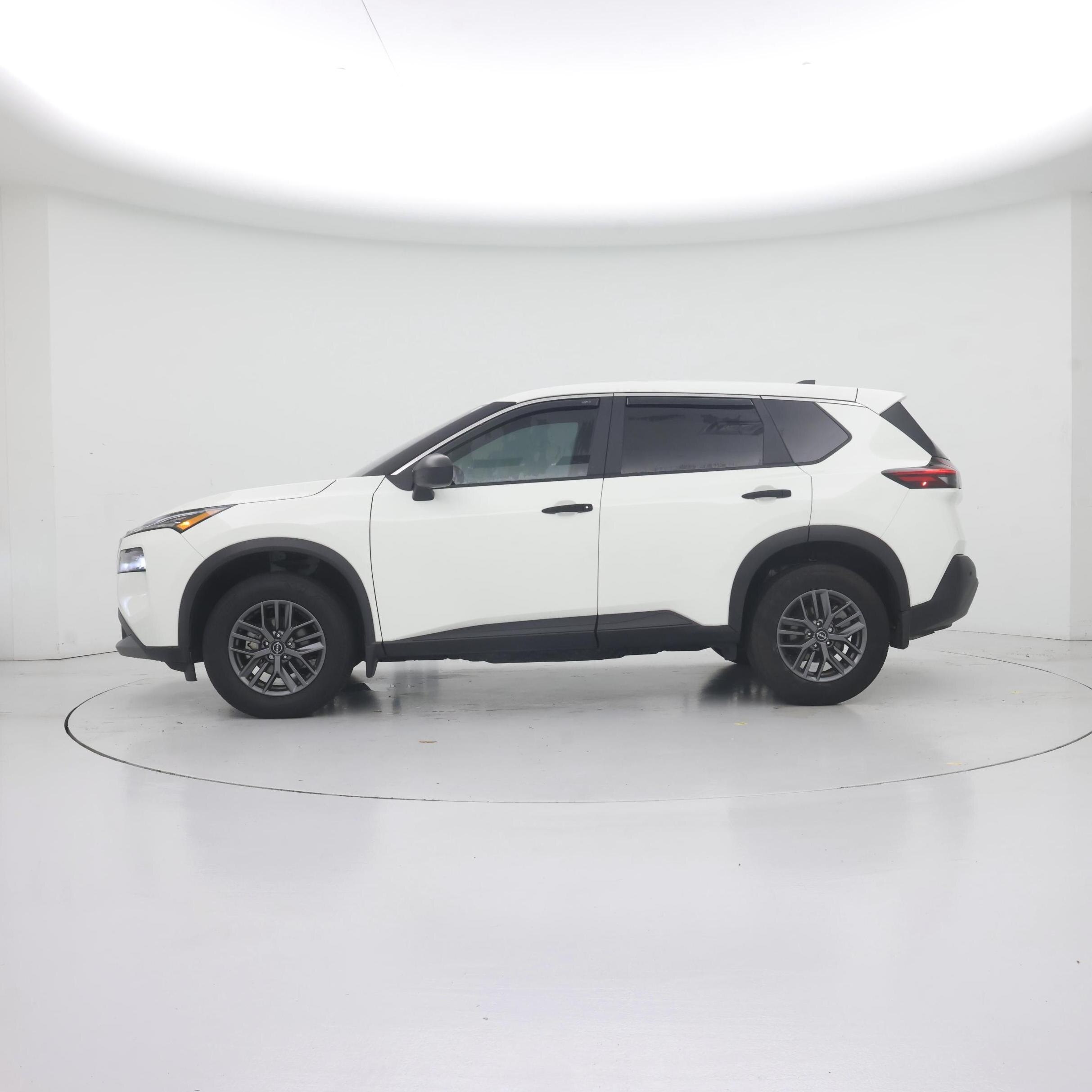 Thumbnail: 2023 Nissan Rogue - 3