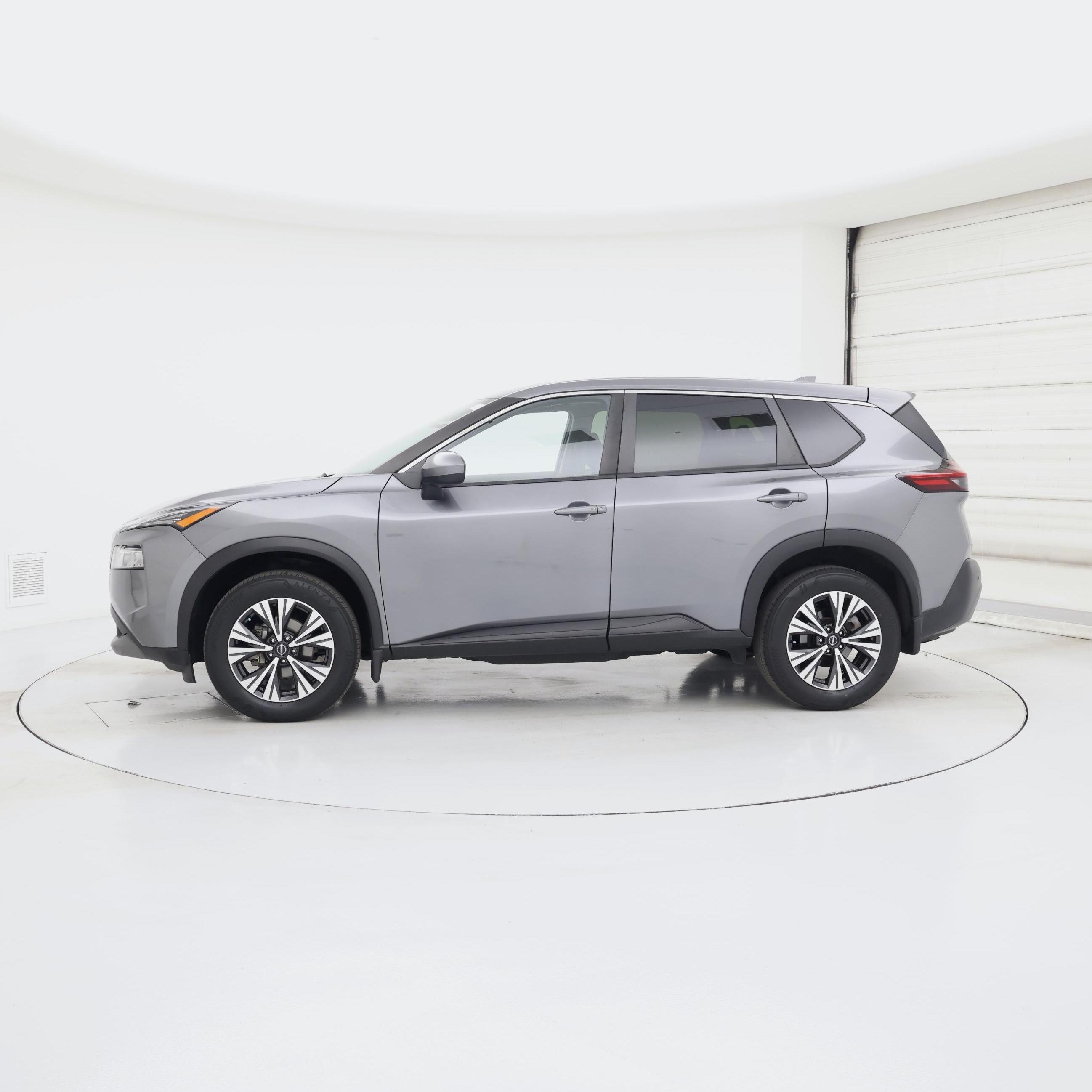 Thumbnail: 2023 Nissan Rogue - 3