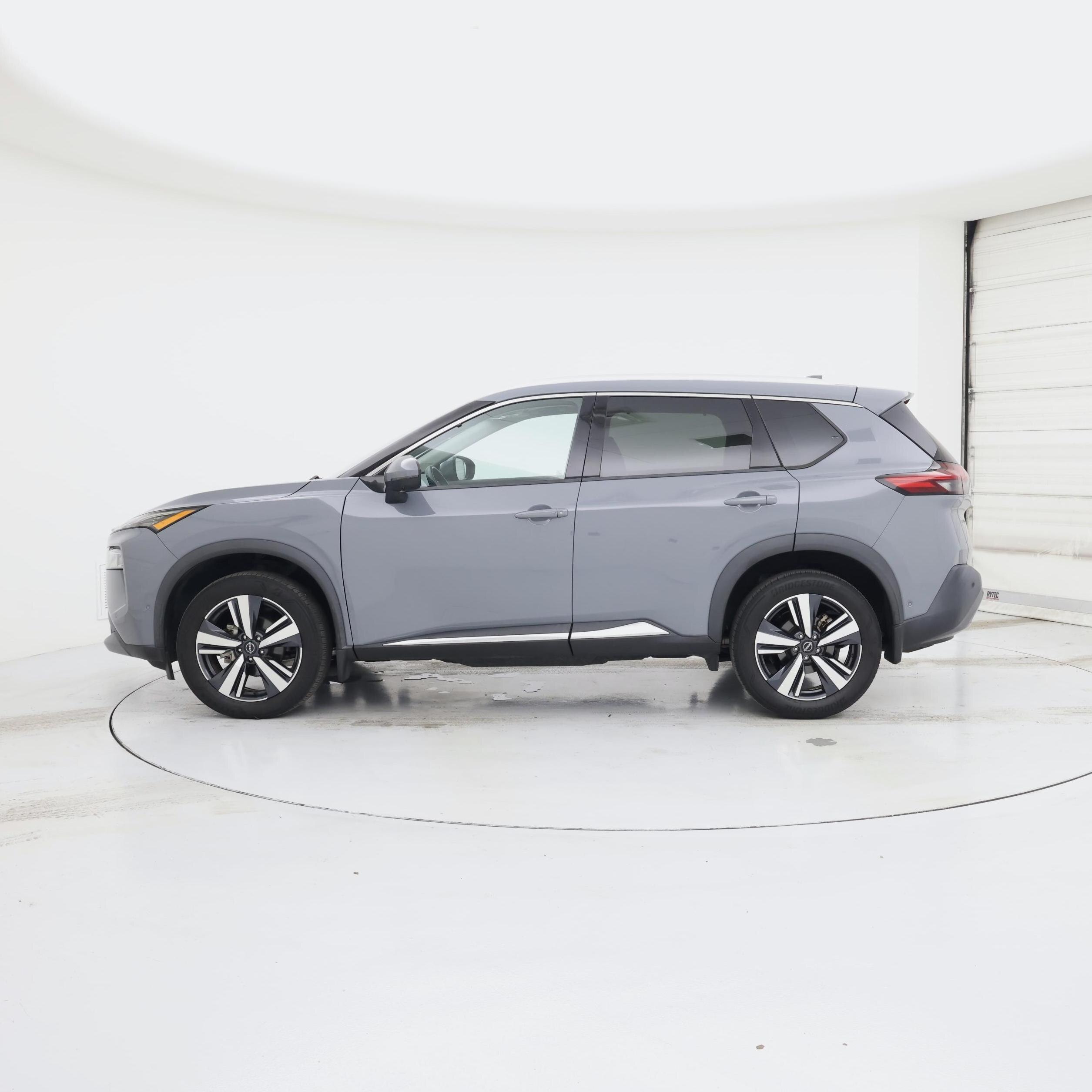 Thumbnail: 2023 Nissan Rogue - 3