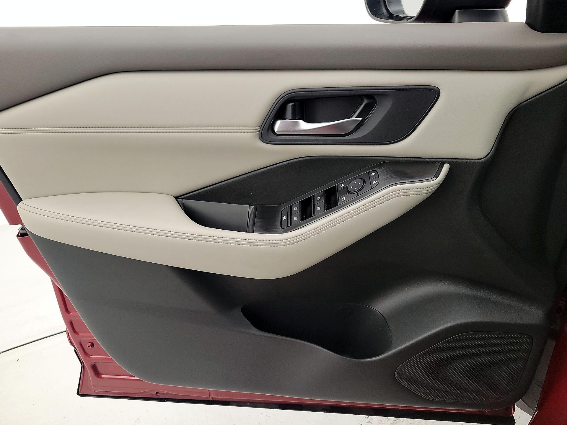 Thumbnail: 2023 Nissan Rogue - 12