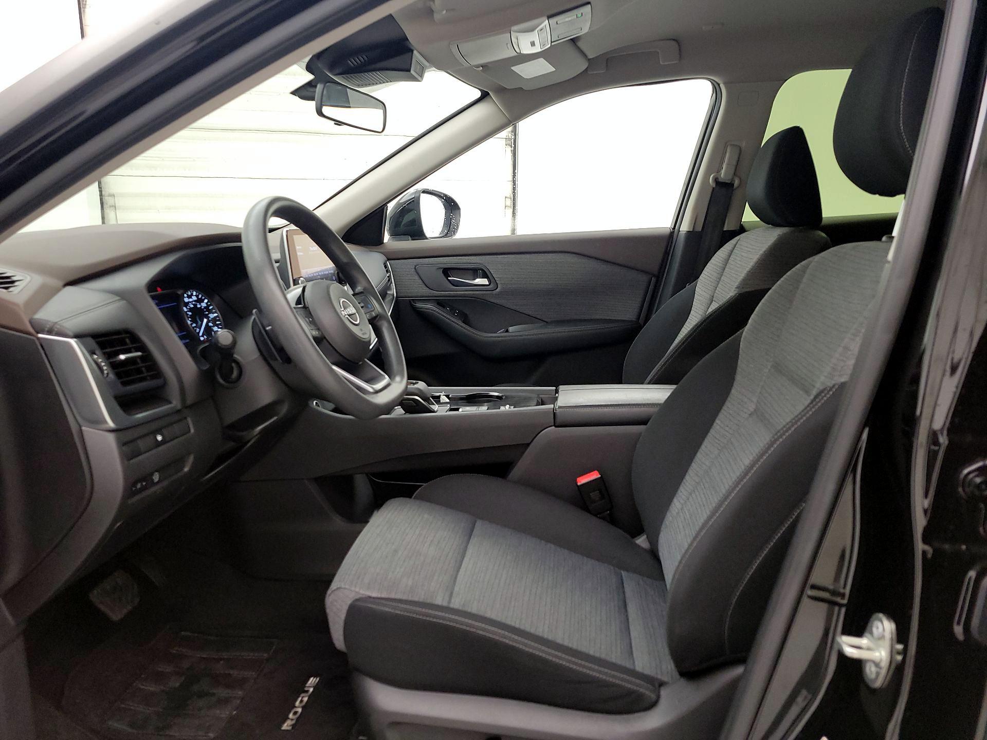 Thumbnail: 2023 Nissan Rogue - 11